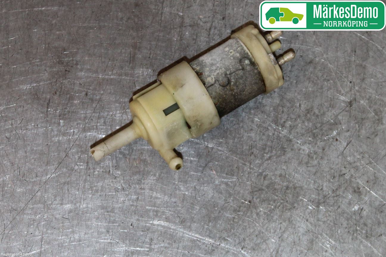 Mercedes-Benz MB 200-300  (W123) 76-86 Spolarpump Högtryck