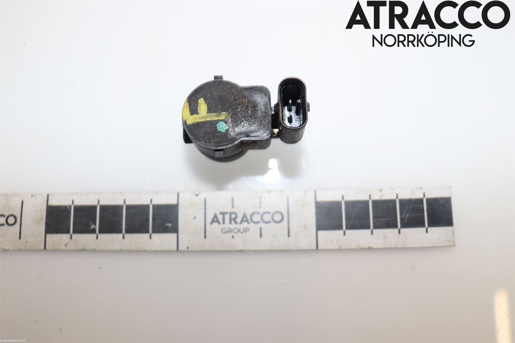 BMW 3 E90/91 SED/TOU 05-12 Parkeringshjälp Frontsensor