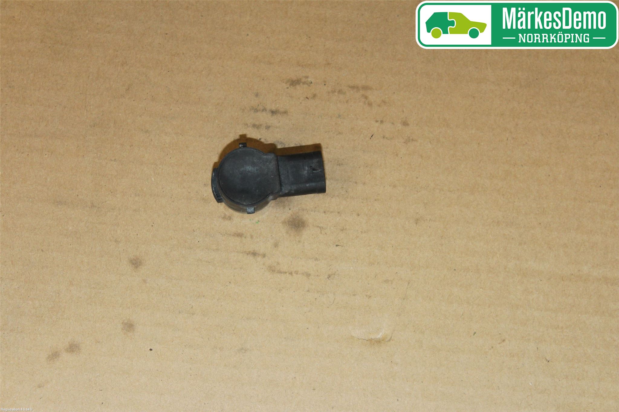 Mercedes-Benz MB C-KLASS (W205) 14-21 Parkeringshjälp Frontsensor