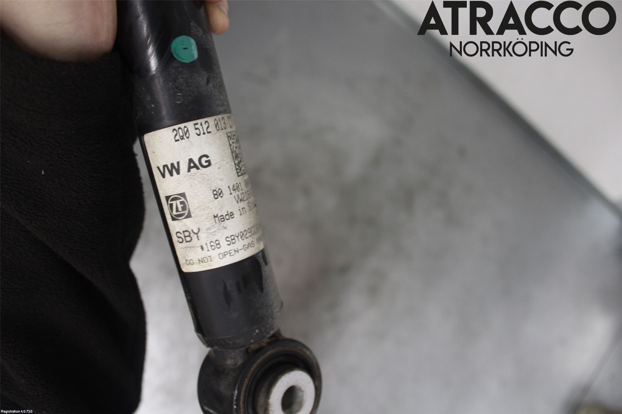 Volkswagen VW T-CROSS 19- Stötdämpare Bak