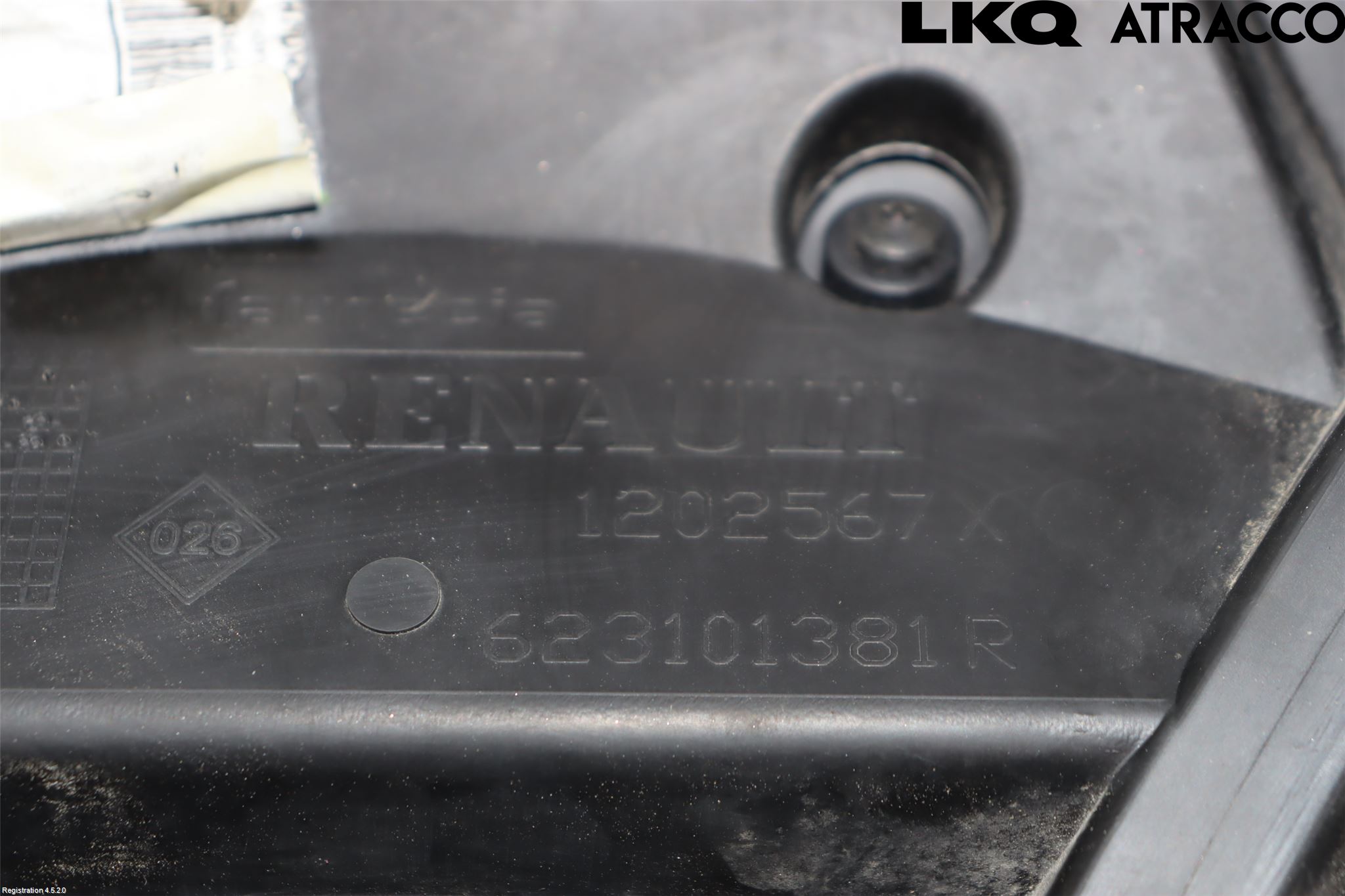 Renault KANGOO II 15-21 Grill Komp