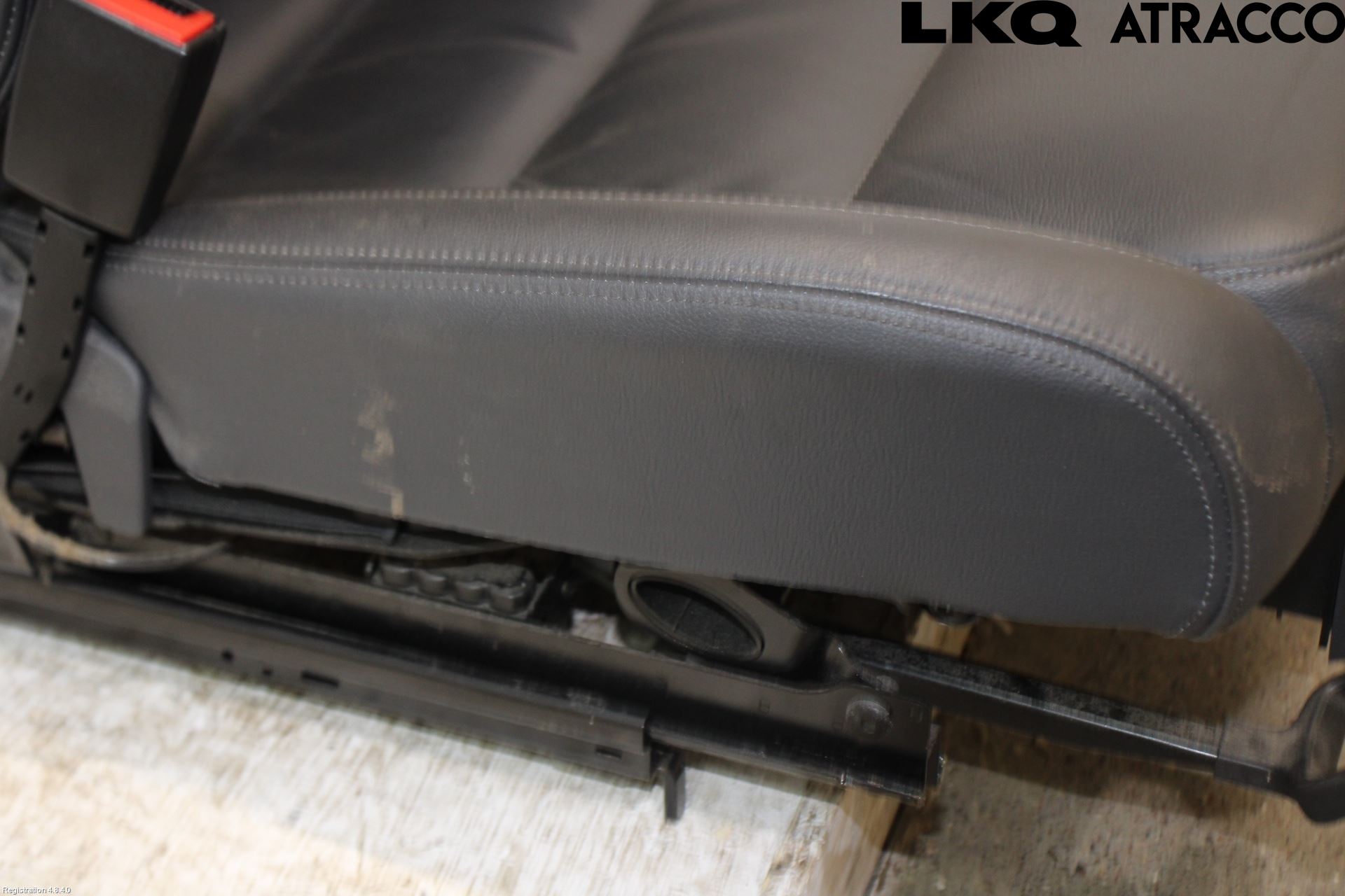 Volkswagen VW TOURAN 10-15 Inredning Stol Fram Vä