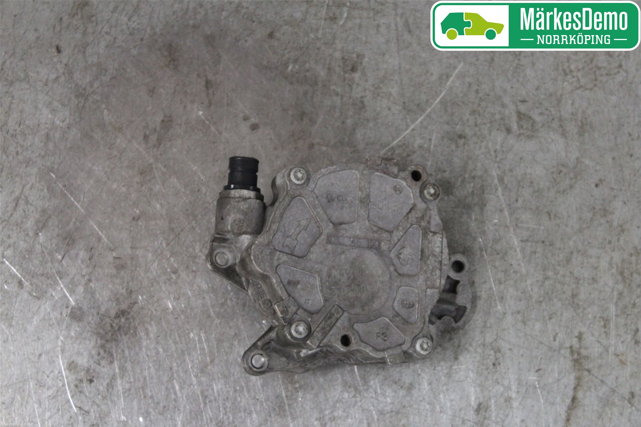 Volkswagen VW PASSAT 11-14 Vakuumpump