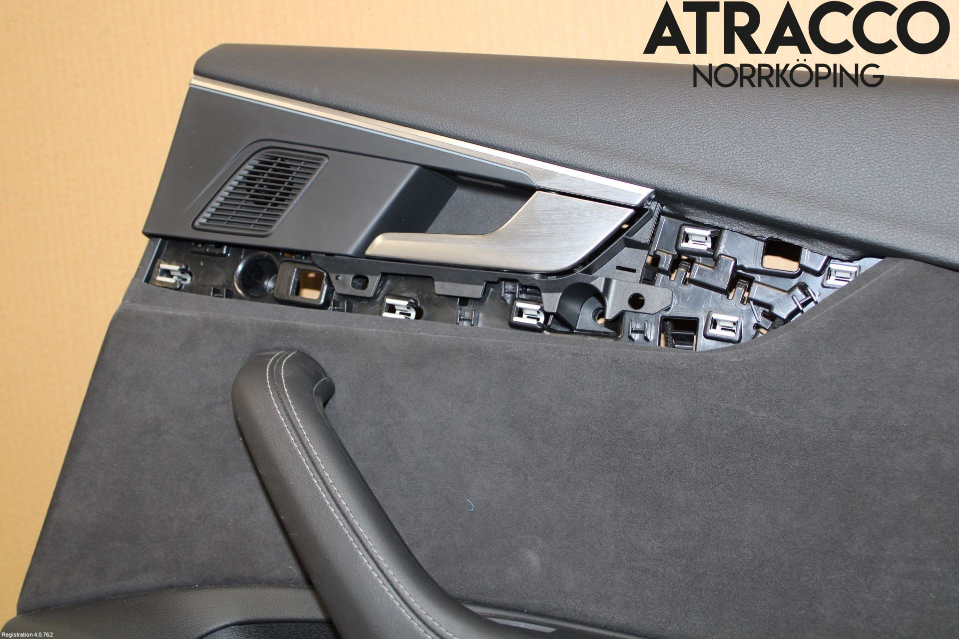 Audi A4/S4 B9 16-19 Dörrklädsel Hö