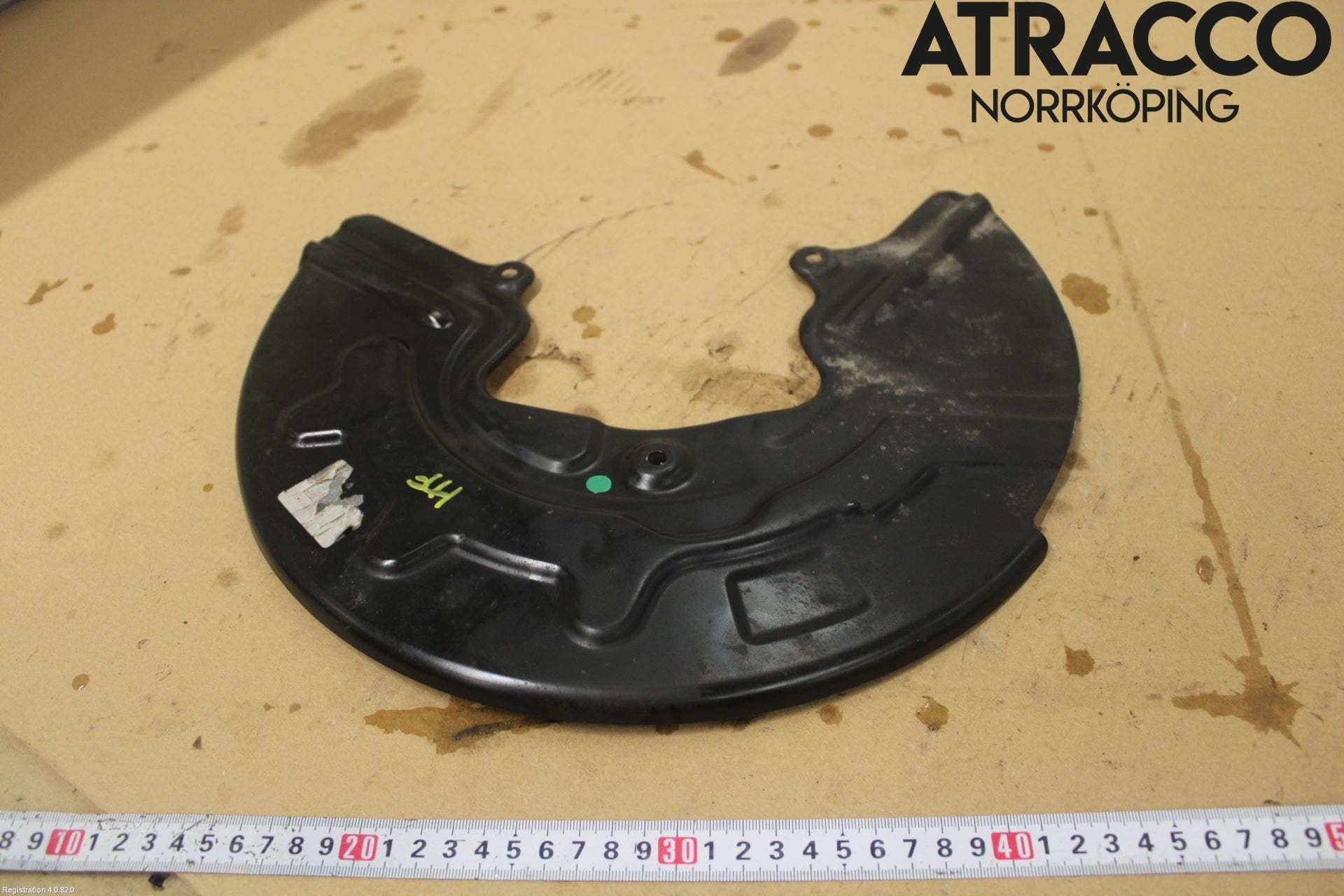 Volkswagen VW ID.4 21- Bromssköld Fram