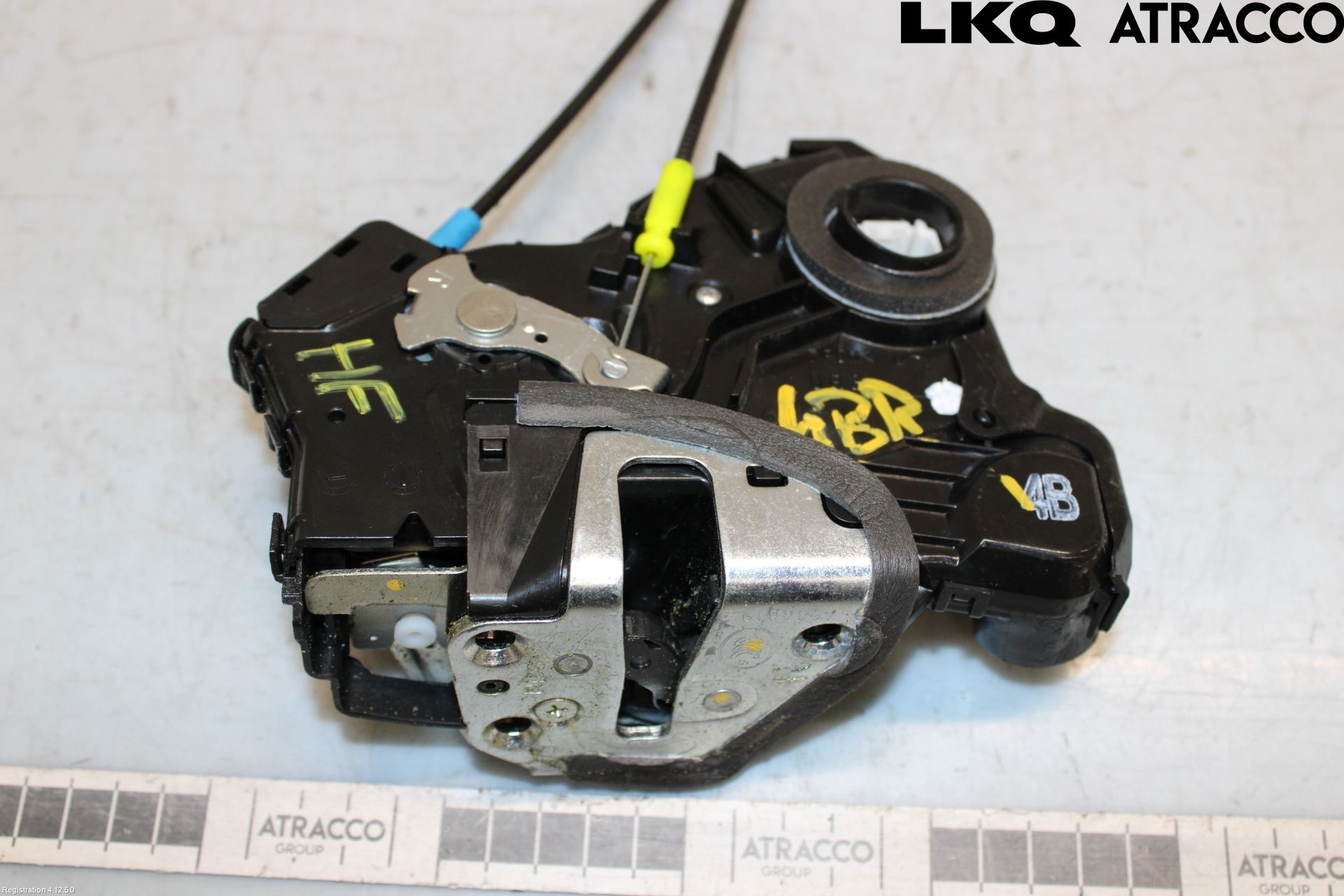 Toyota AURIS 13-19 Låskista-Dörrlås