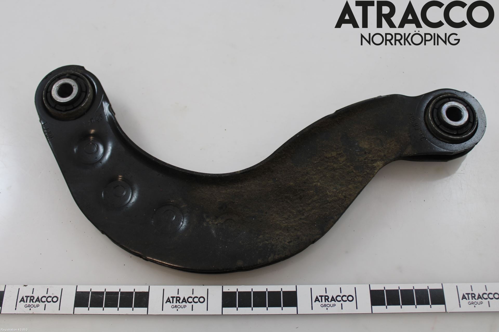 Volvo V40 12-19 Bärarm Bak Övre Vänster