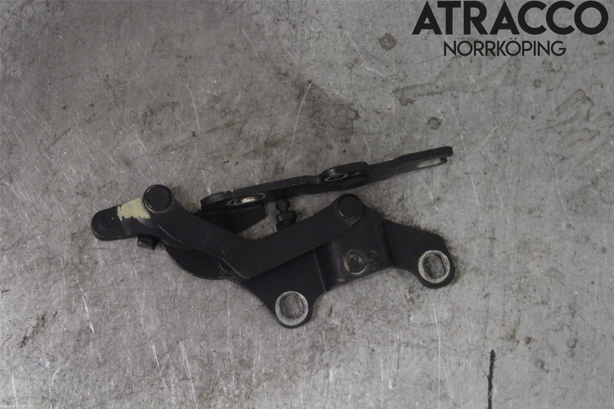 BMW 1 E87/81 5D/3D 03-11 Huvgångjärn