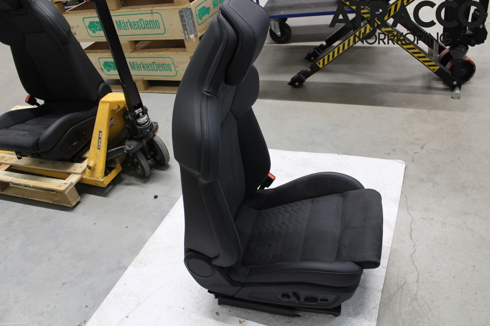 Audi E-TRON GT FW 21- Inredning Stol Fram Hö