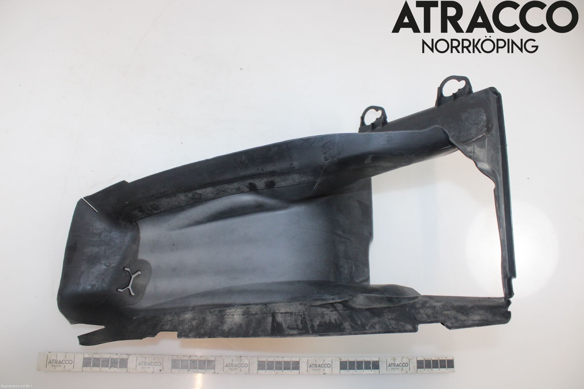 Audi A6/S6     05-11 Deflektor Plåt-Plast Kylning