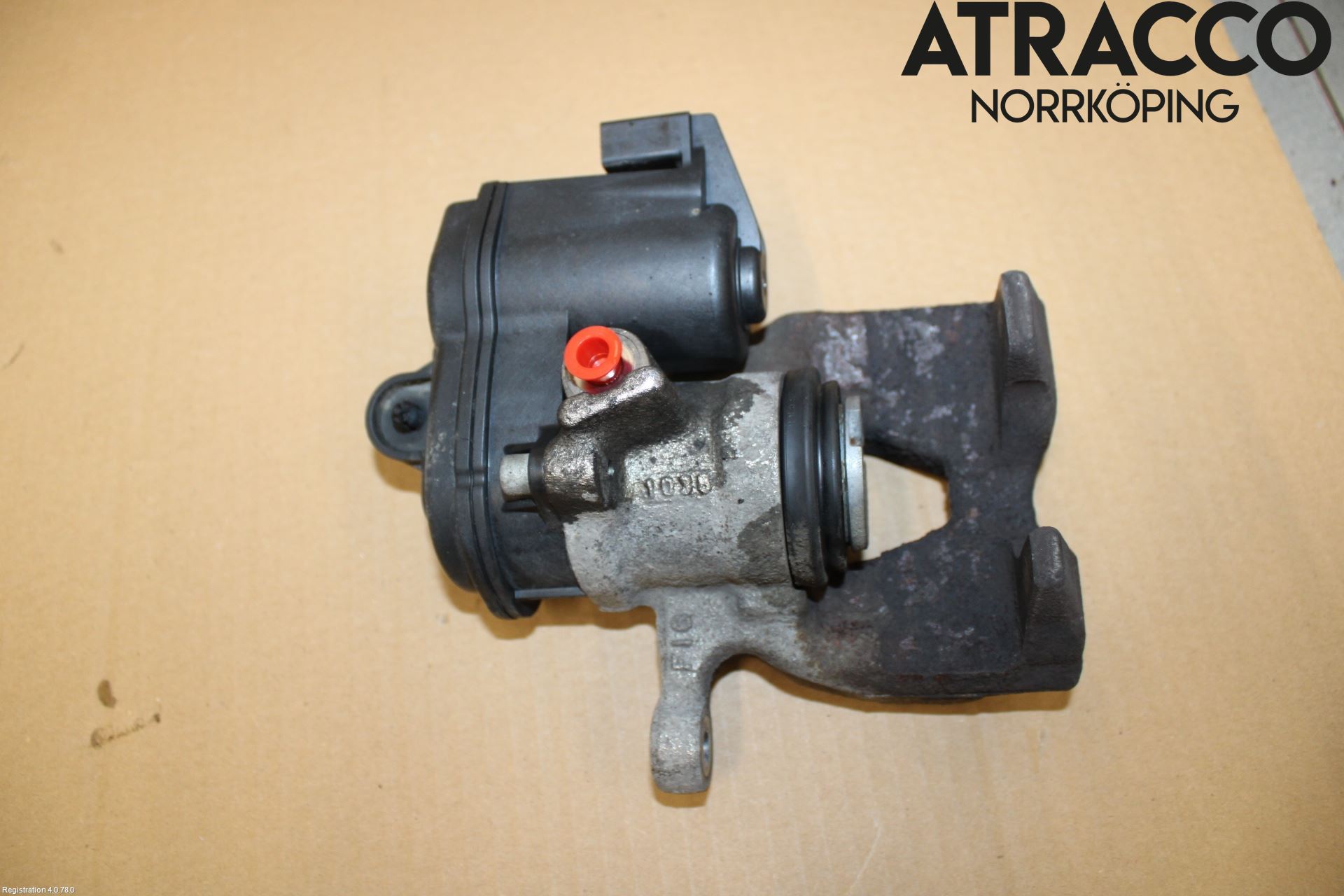 Audi A4/S4 B9 16-19 Bromsok Bak Vänster