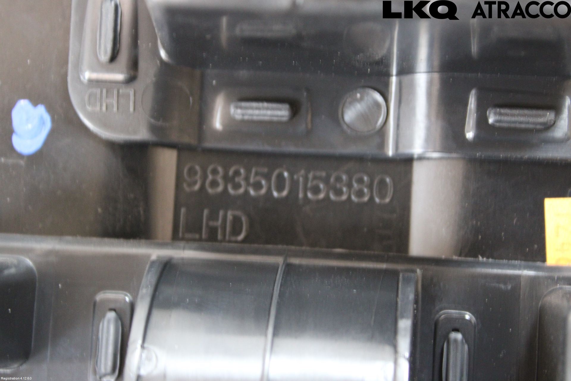 Opel MOKKA 21- Instrumentkonsoll Mitt