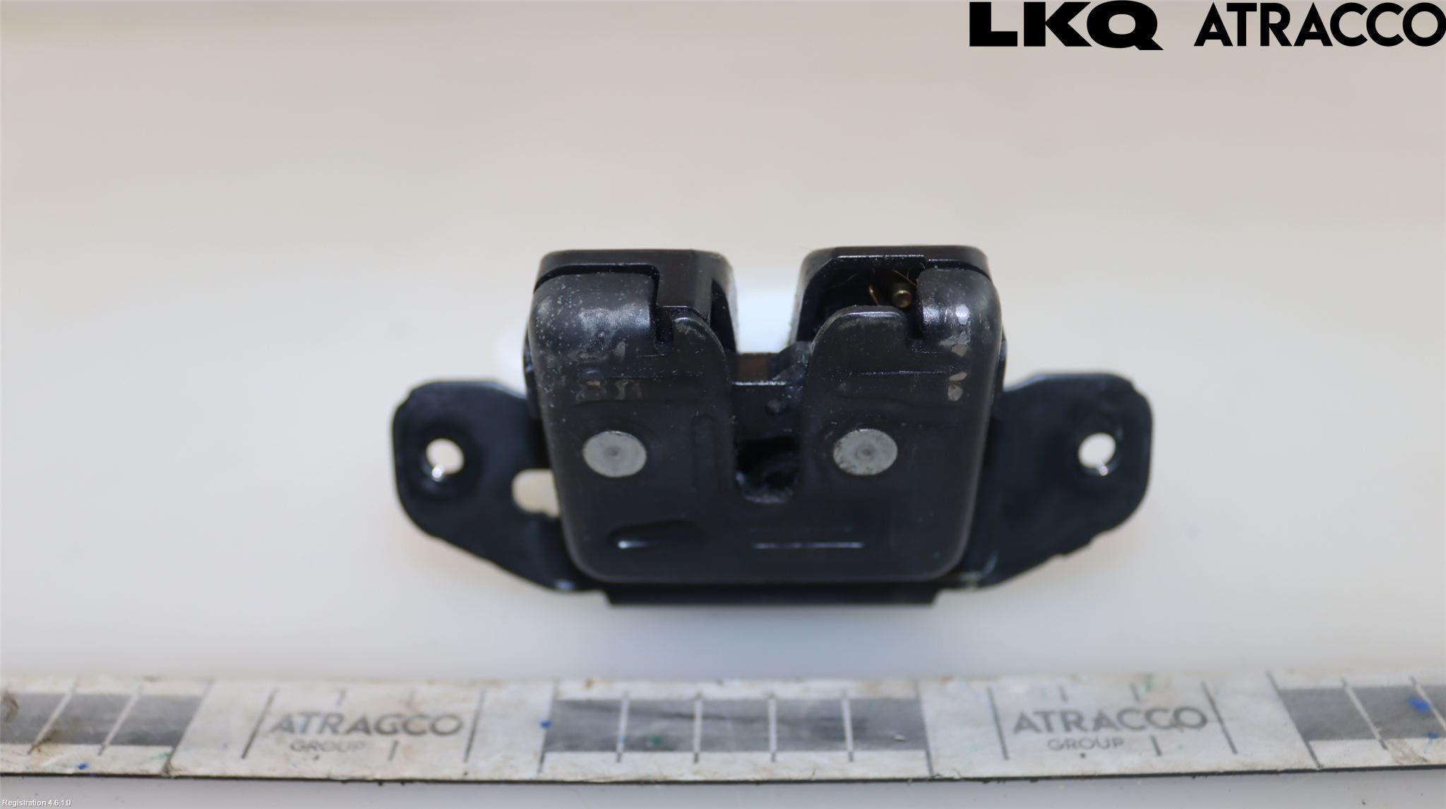 Toyota AURIS 13-19 Låskista Baklucka