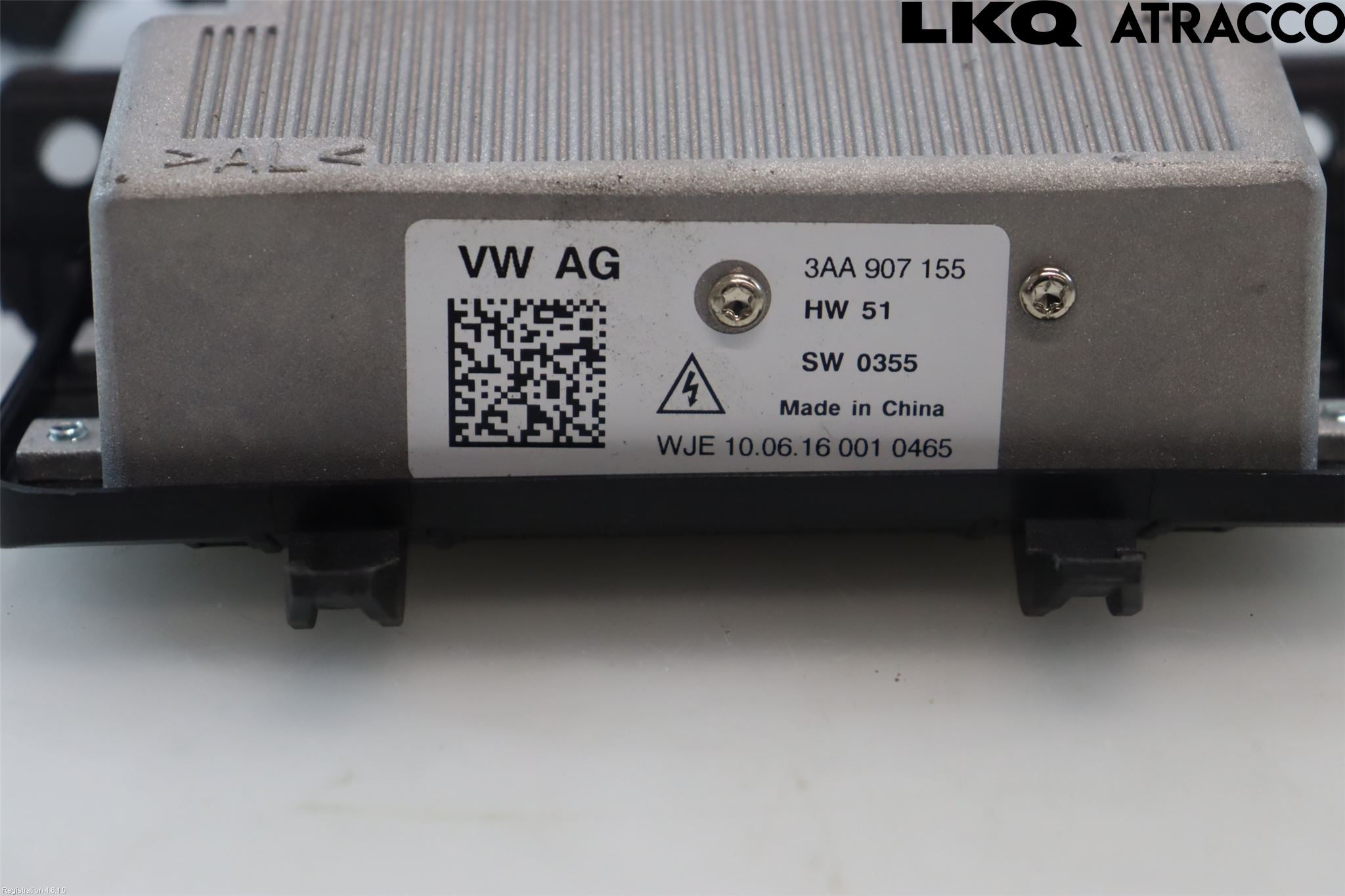 Skoda OCTAVIA (5E) 13-20 Inverter 12 -> 220 V