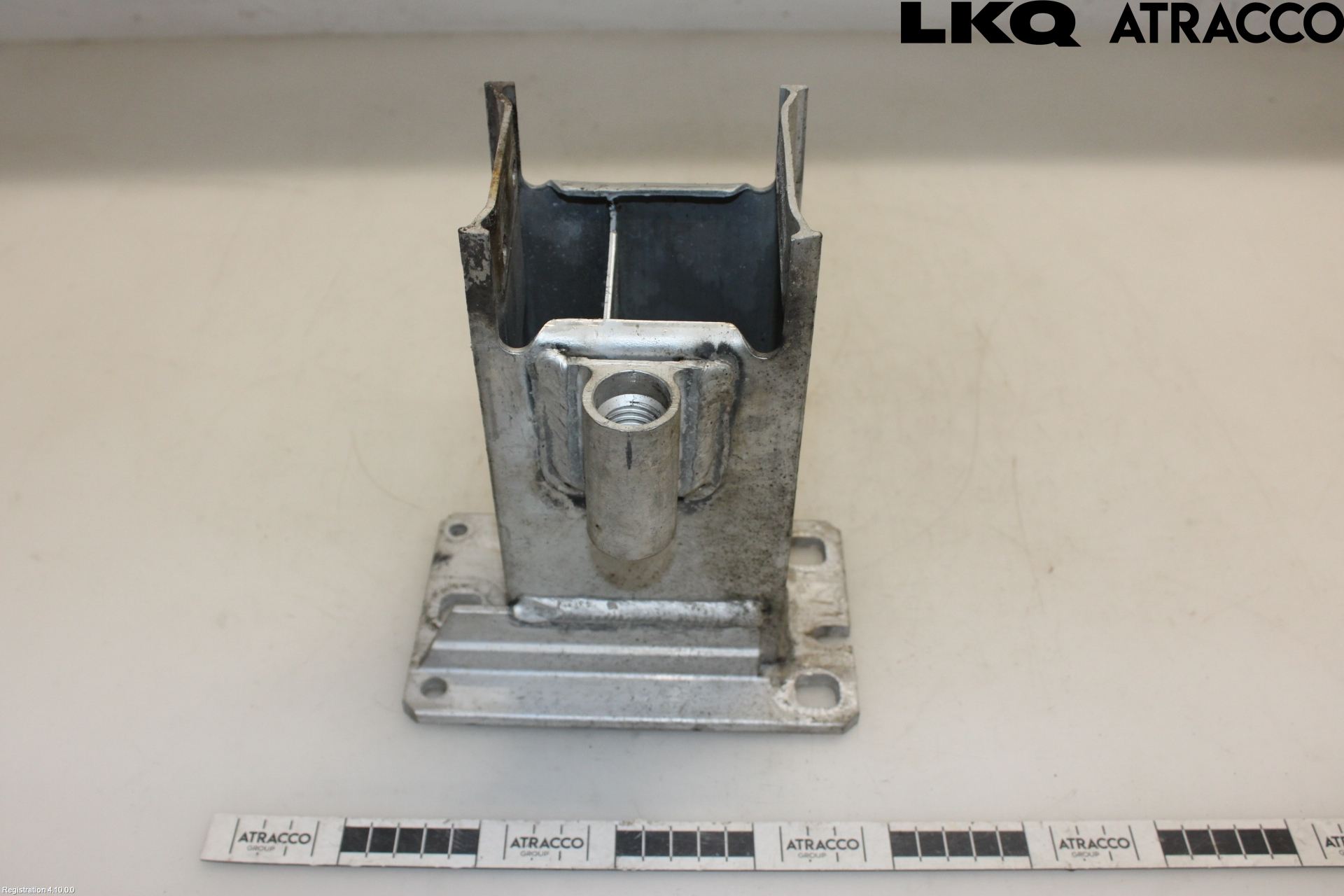 Audi A4/S4 08-11 Stötfångarbärjärn Fram