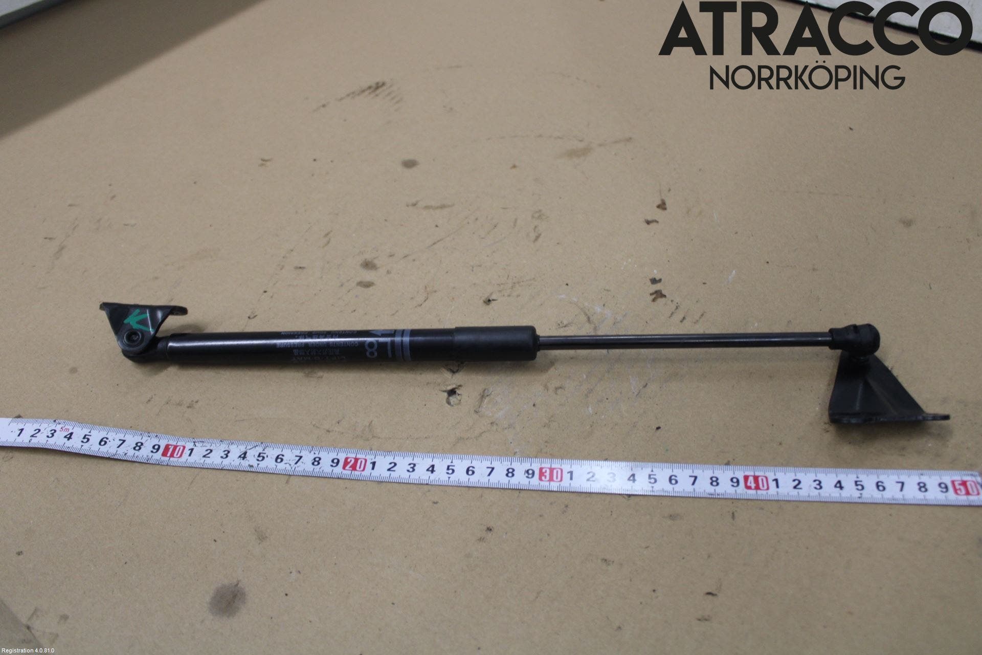 Toyota YARIS XP21 20- Gasfjäder Baklucka