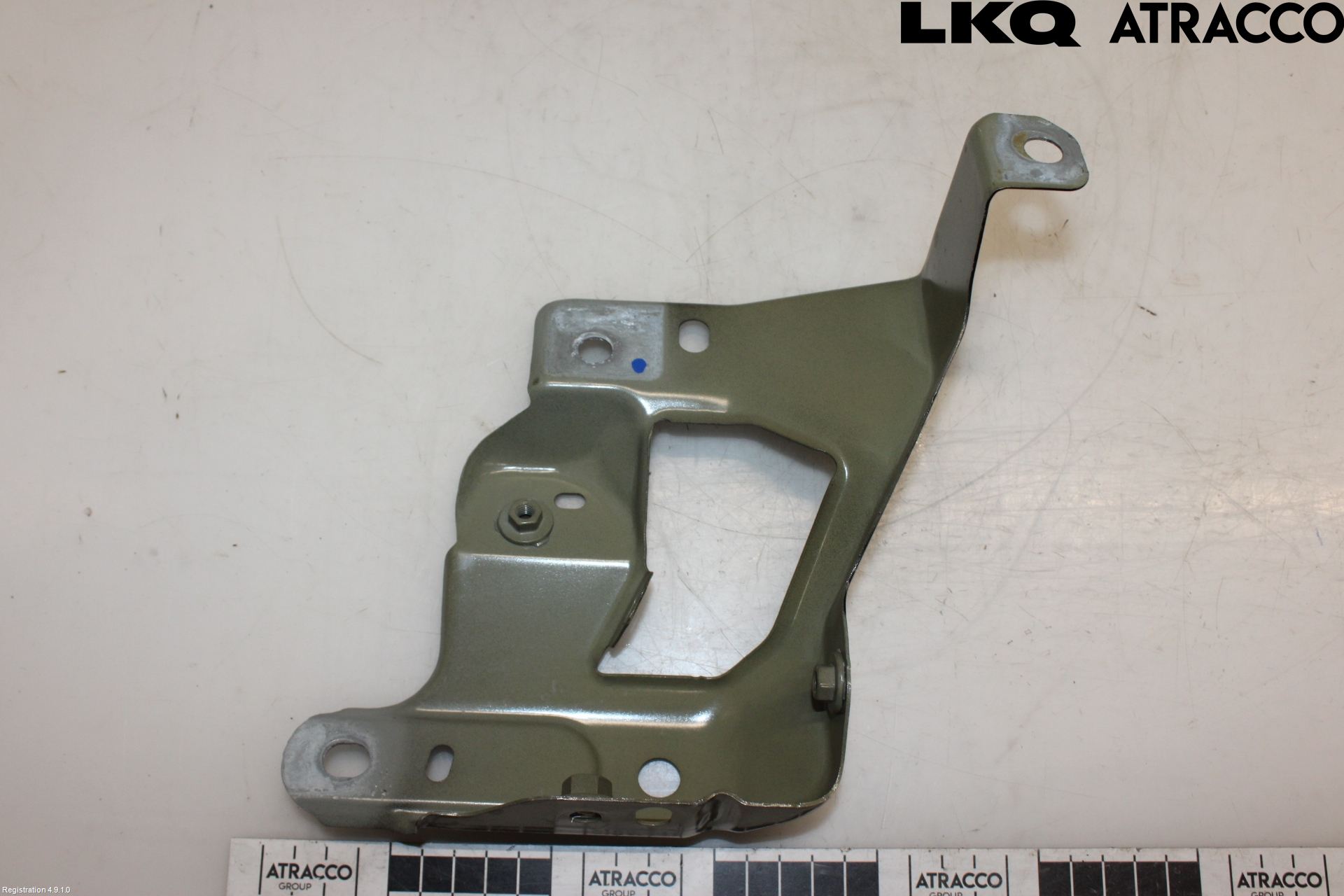 Tesla MODEL 3 17- Skärmfäste Fram Hö