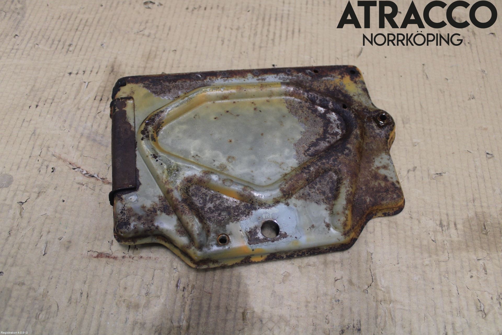 Volvo 140      67-75 Batterilåda-Fäste-Hållare