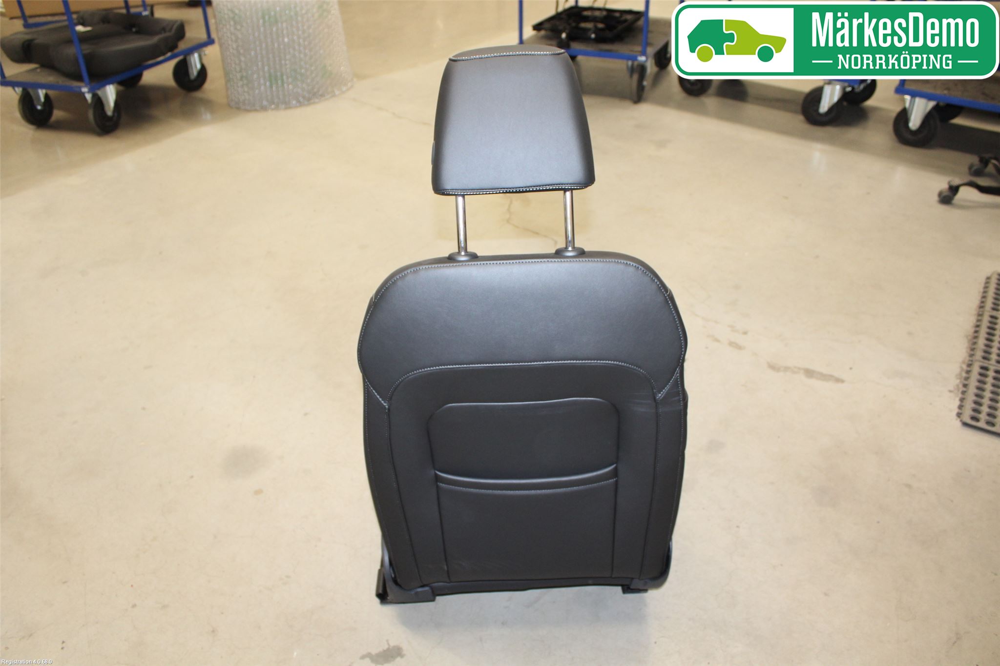 Skoda SUPERB 16-24 Inredning Stol Fram Vä