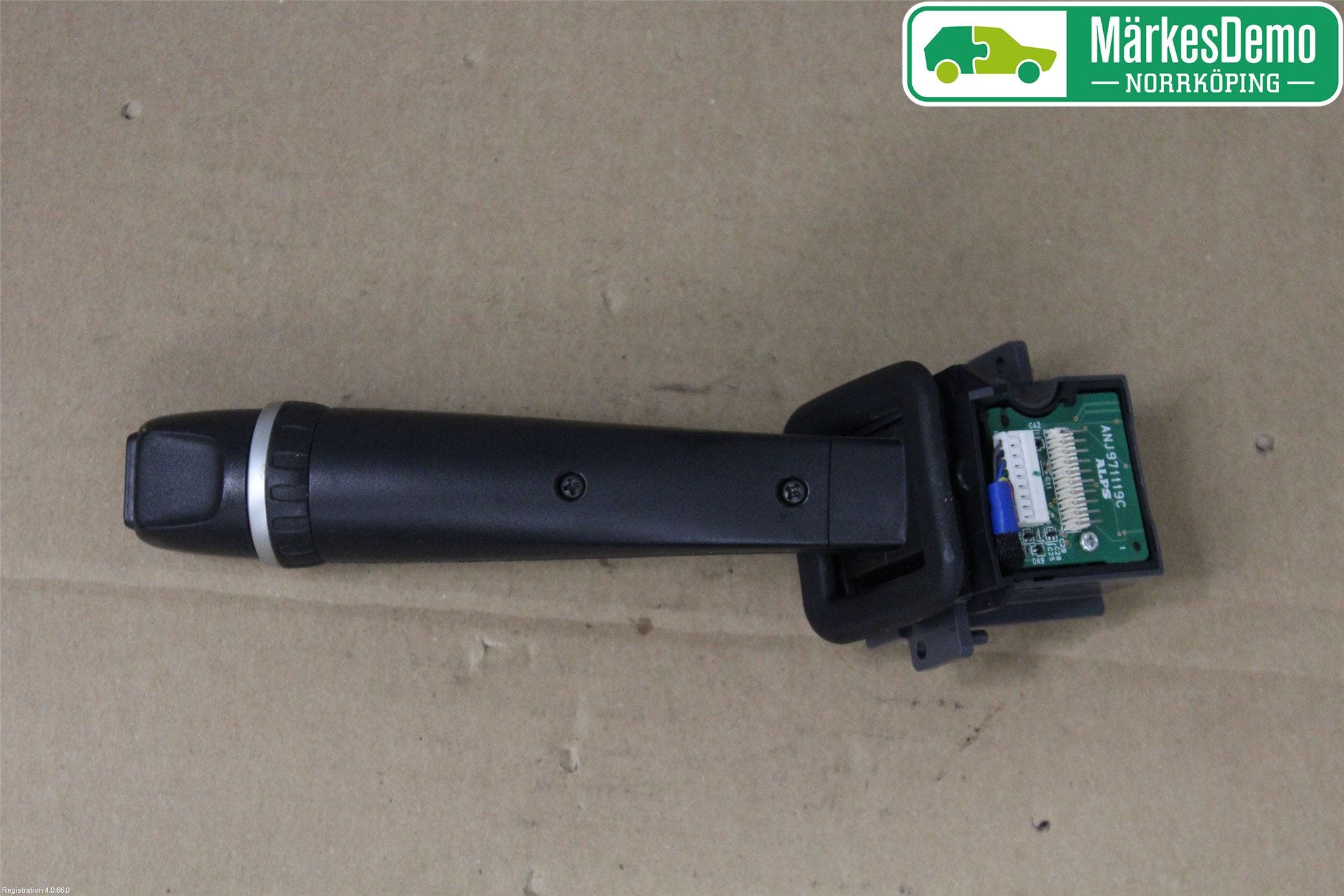 Volvo S60 05-10 Spak Ljus-Spolomk