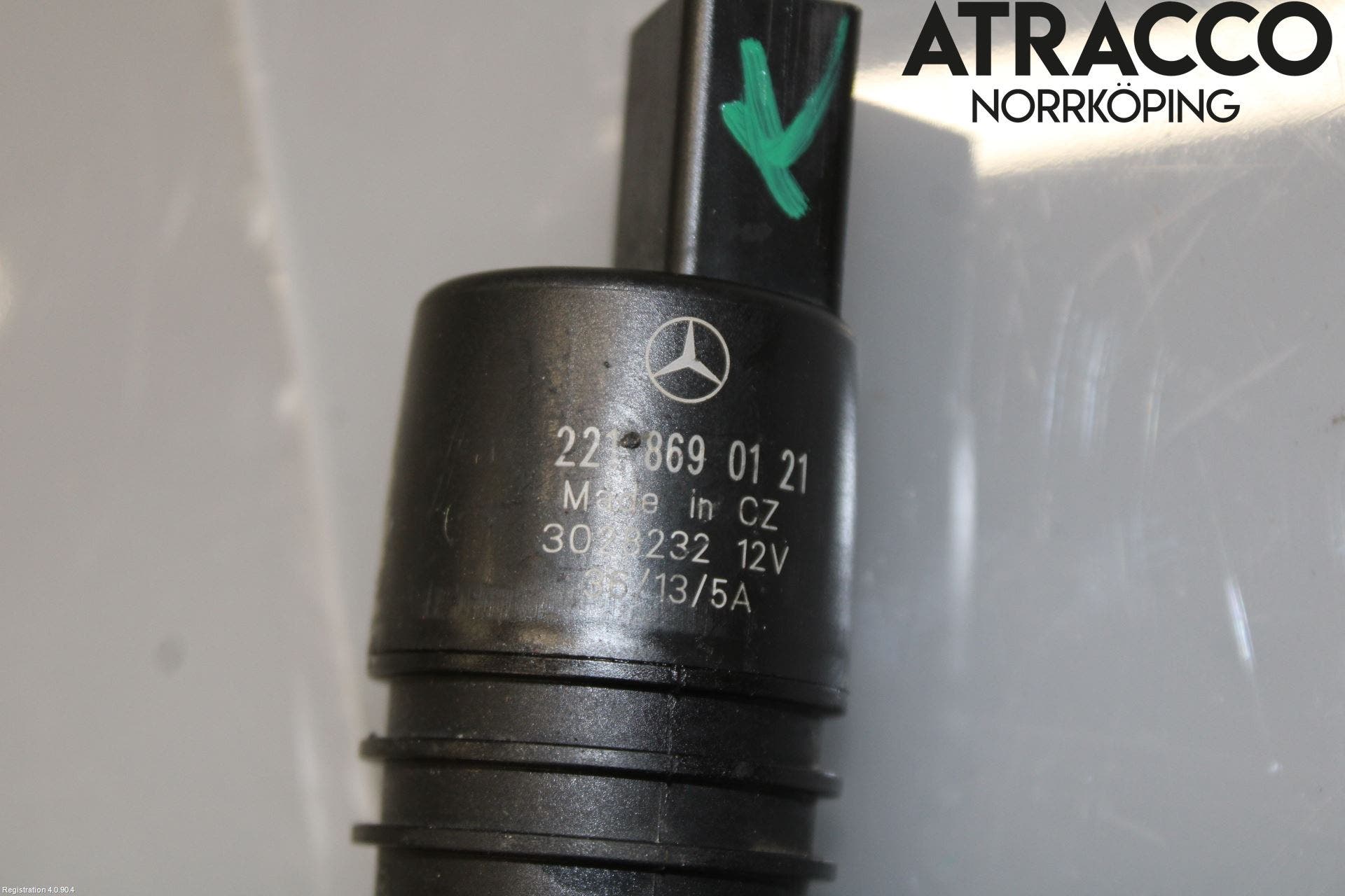 Mercedes-Benz MB SPRINTER (W906) 06-18 Spolarpump Vindruta