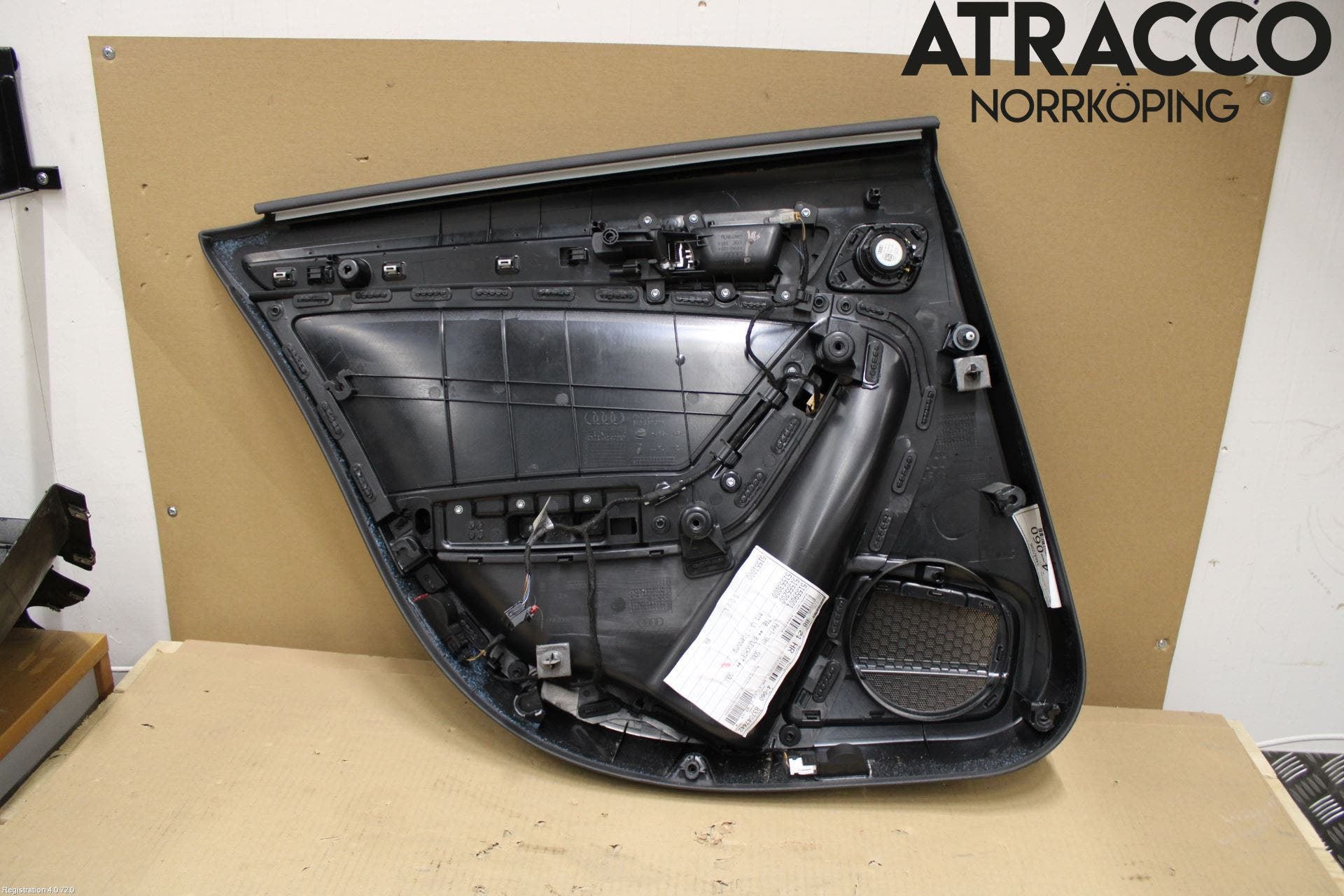 Audi A4 ALLROAD 09-16 Dörrklädsel Hö