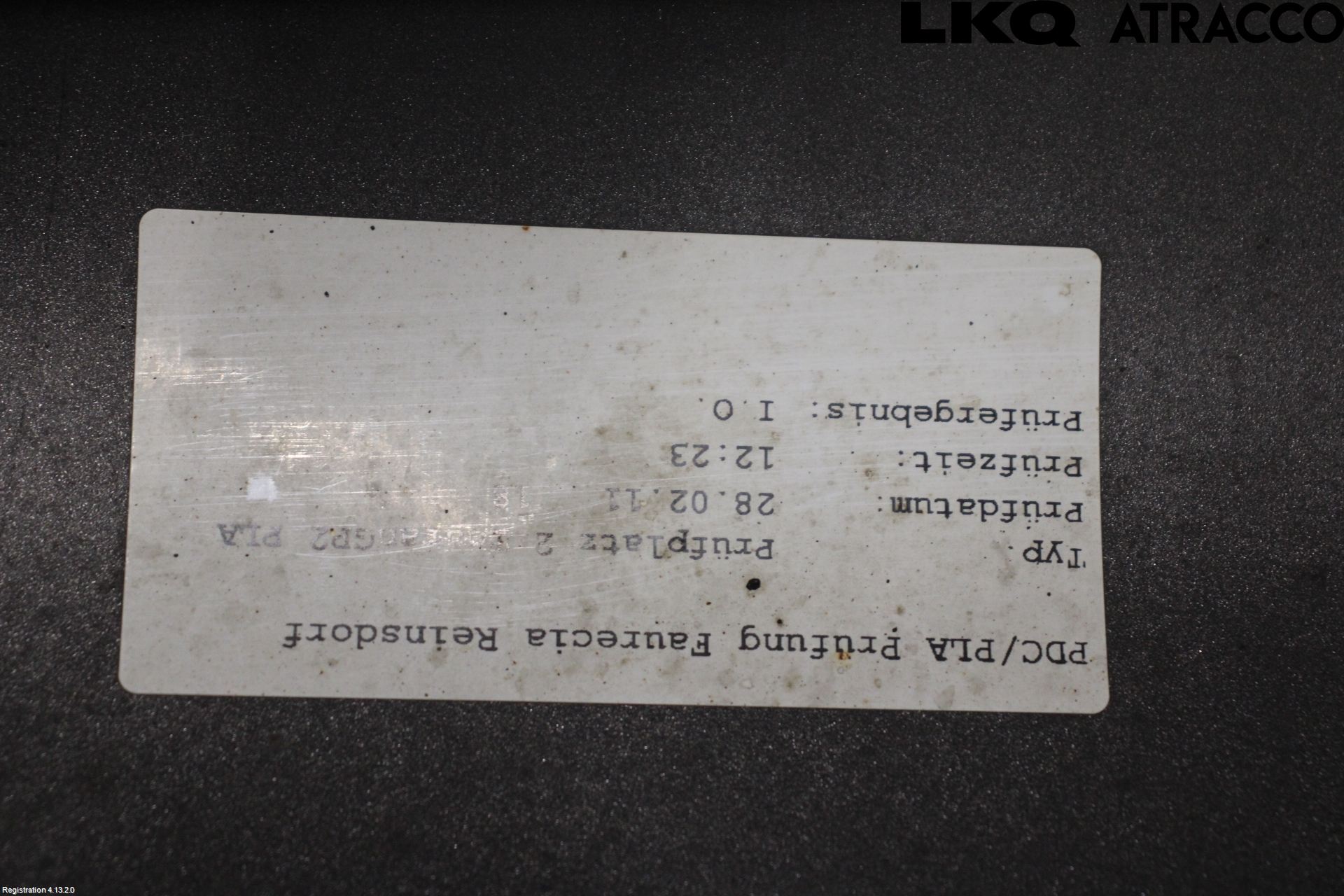 Volkswagen VW TOURAN 10-15 Stötfångarbeklädnad Bak