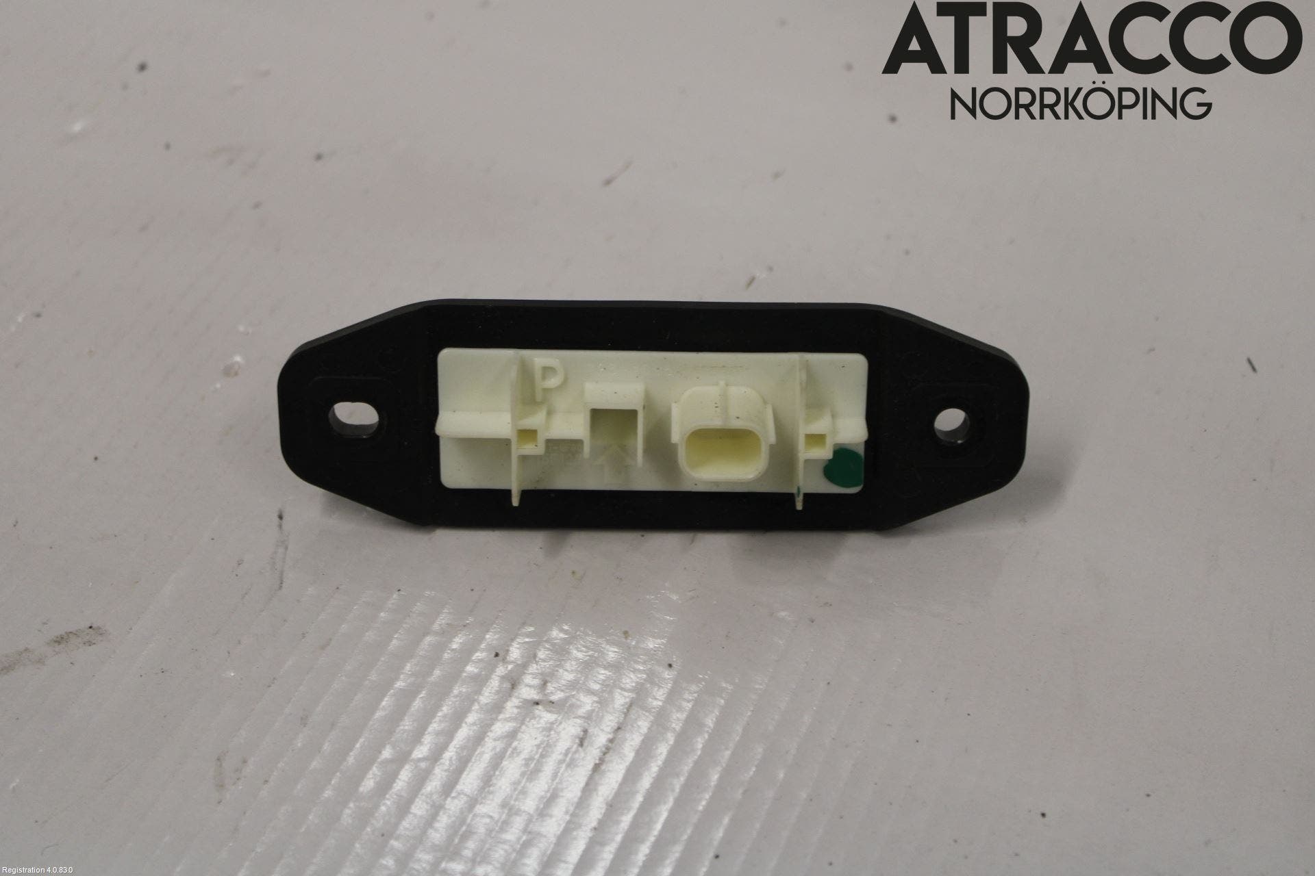 Toyota COROLLA 19- Bakluckehandtag