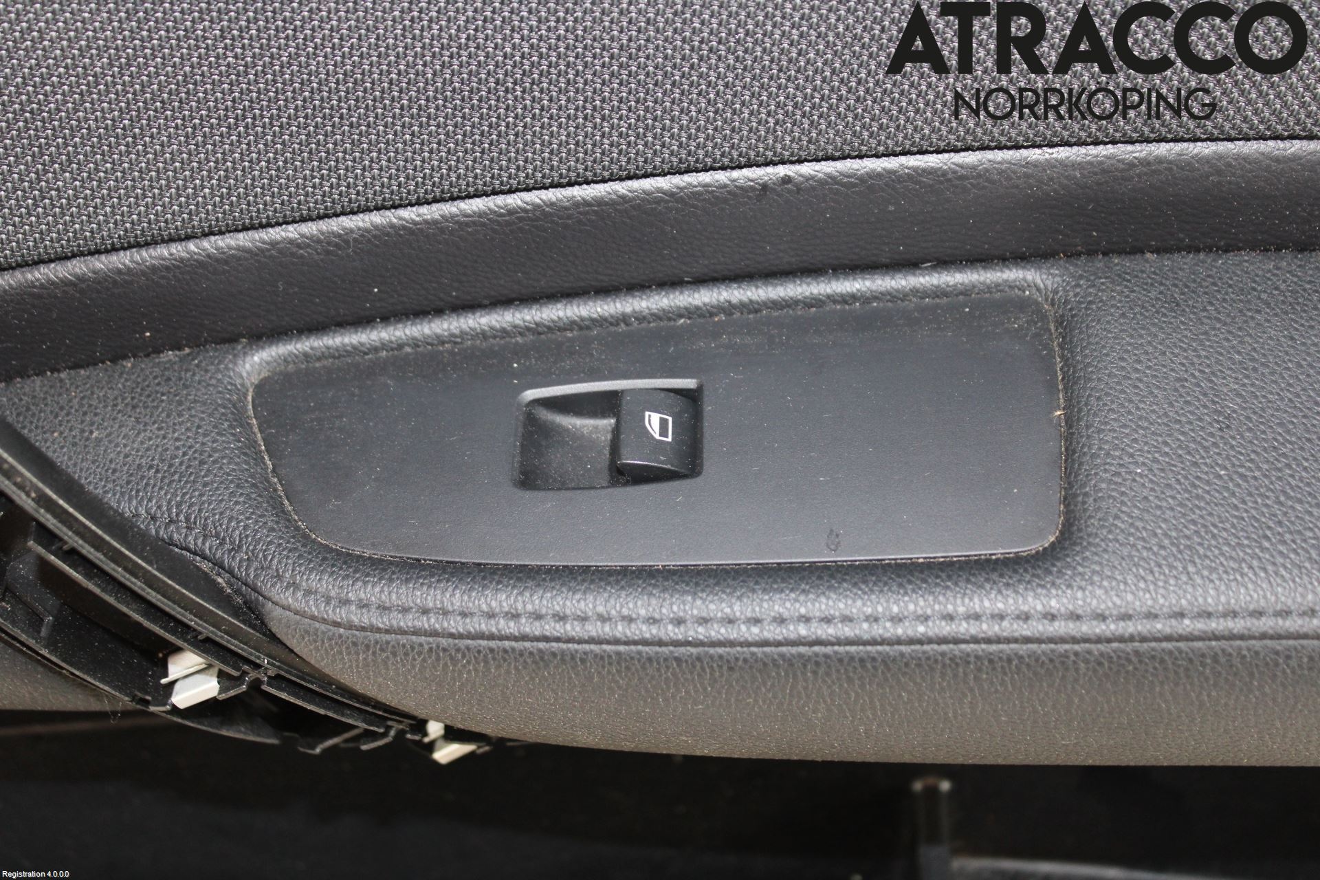 BMW 1 E87/81 5D/3D 03-11 Dörrklädsel Hö