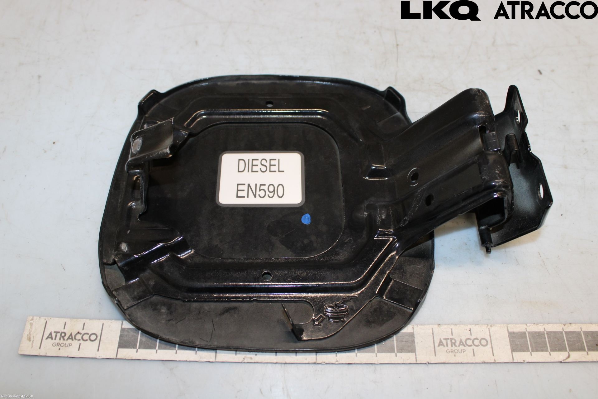 Mitsubishi OUTLANDER 13-21 Tanklucka