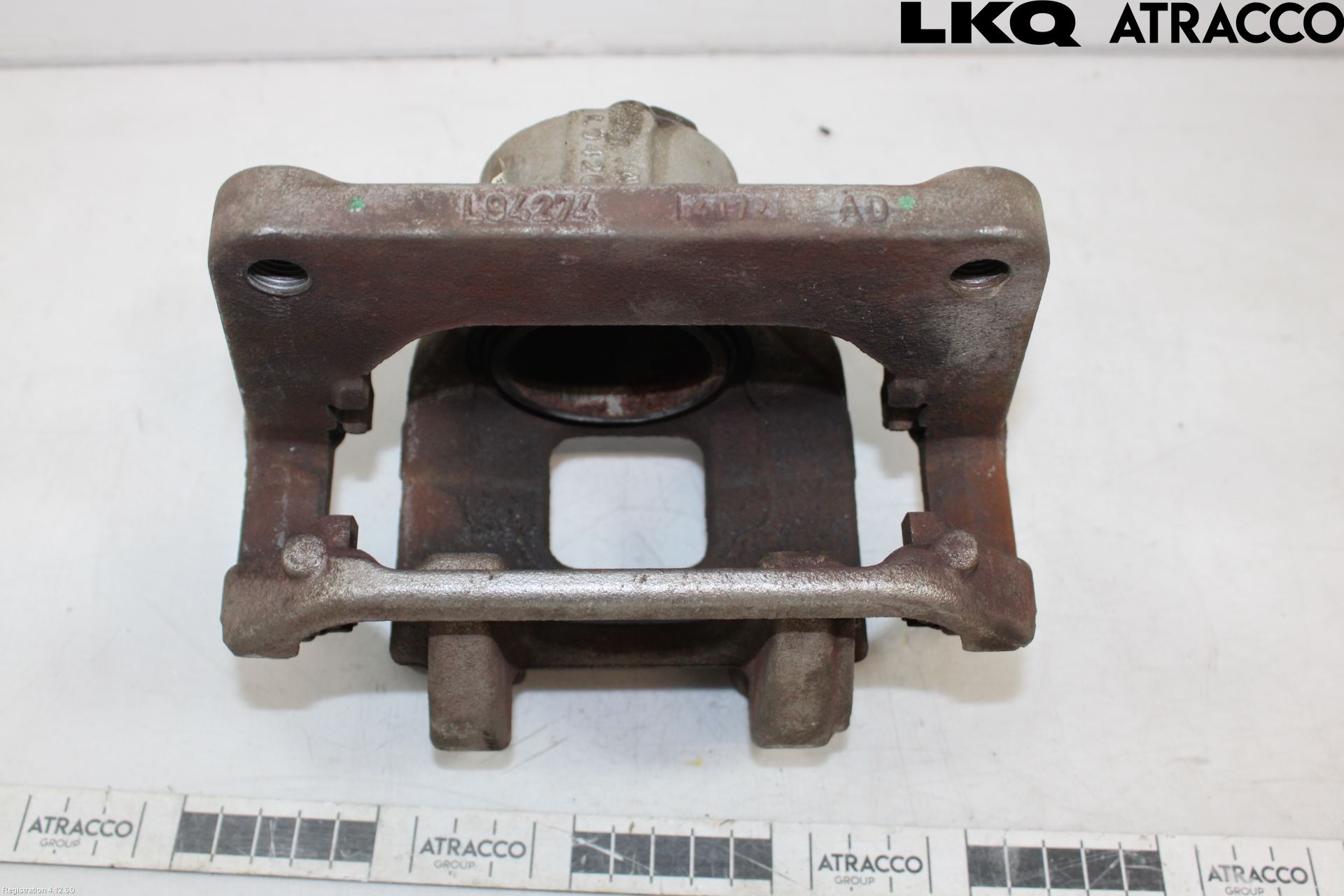 Cupra BORN 22- Bromsok Fram Höger