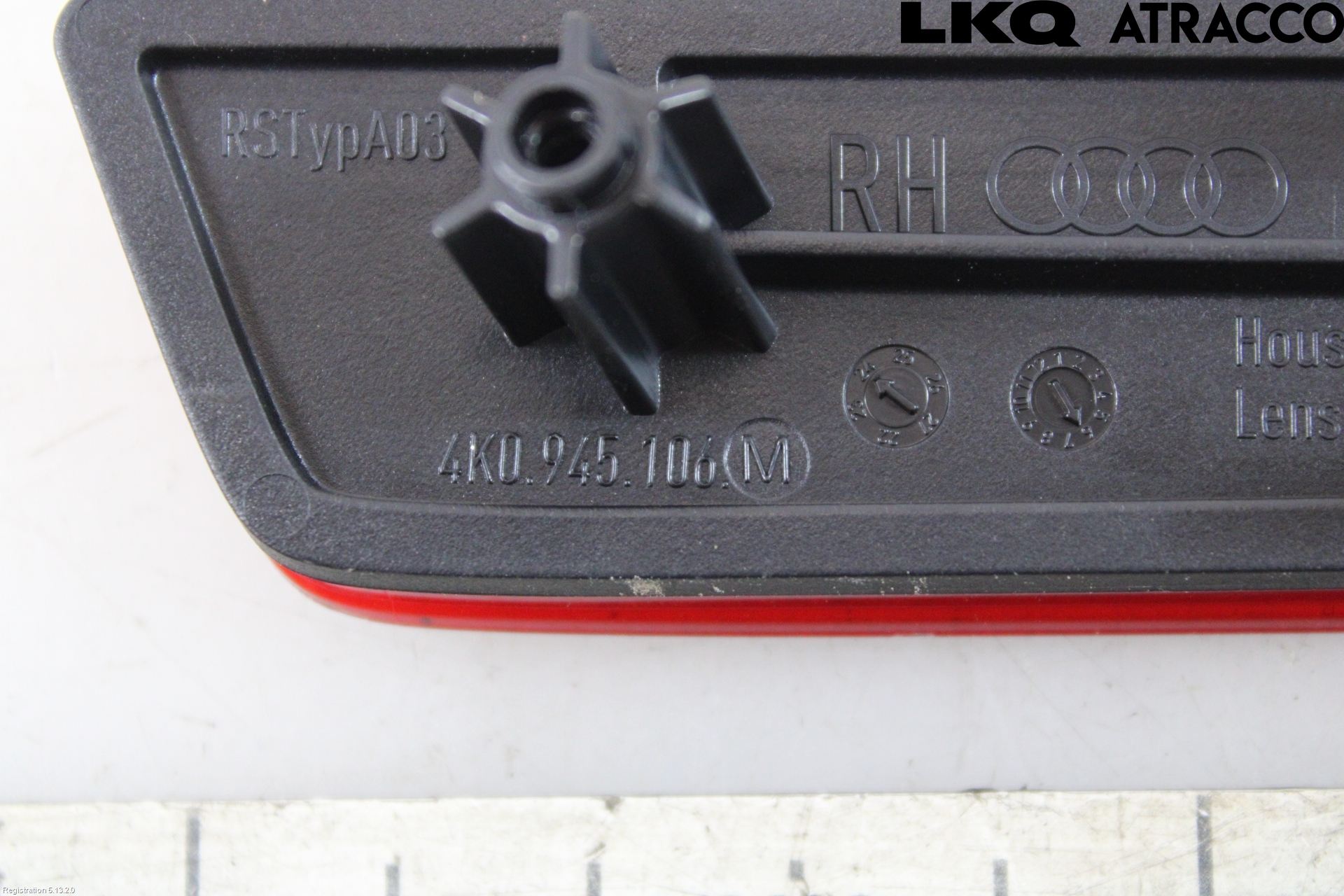Audi A3/S3 8Y 21- Dimljus/Reflex Bak