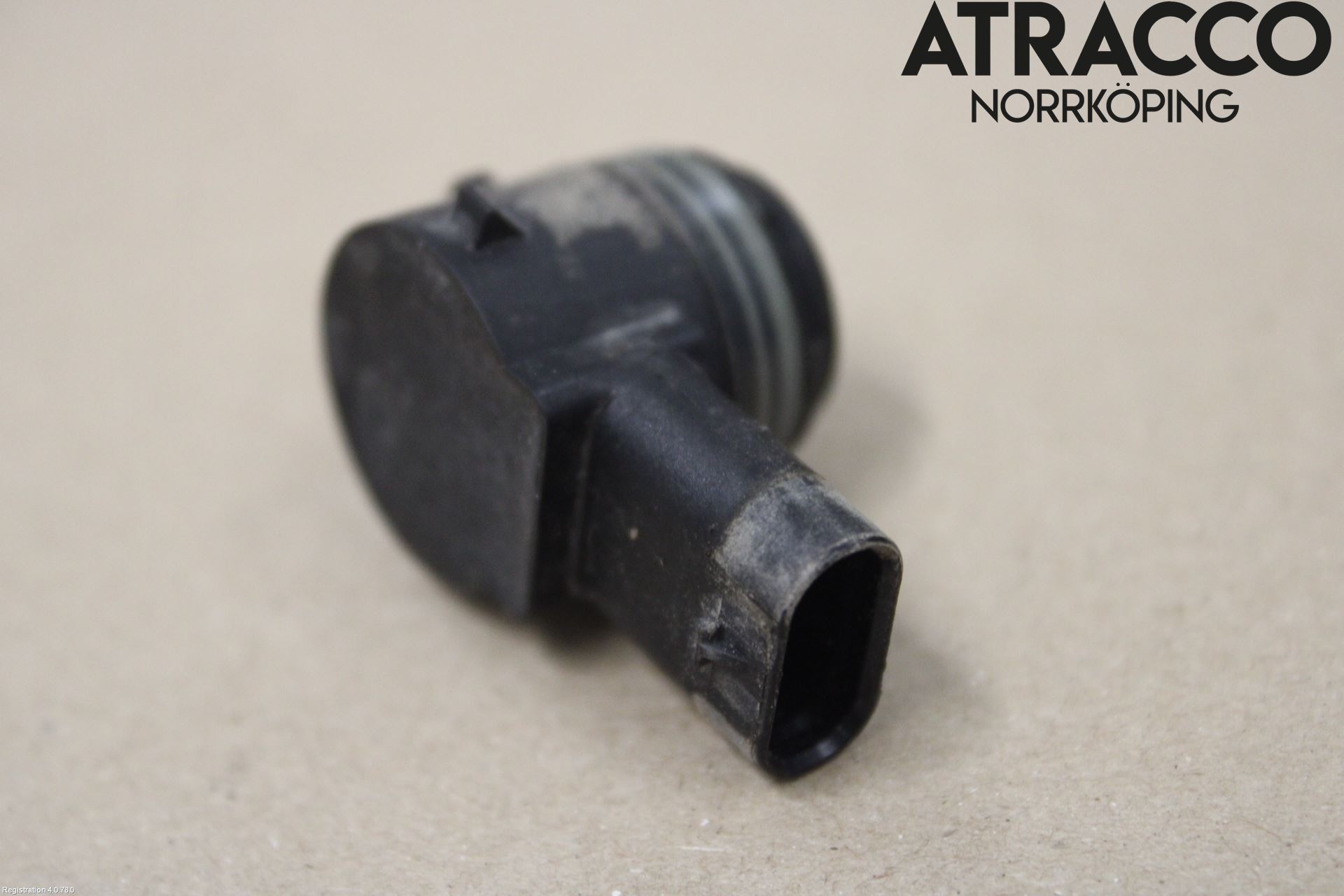 Skoda SUPERB 16-24 Parkeringshjälp Backsensor