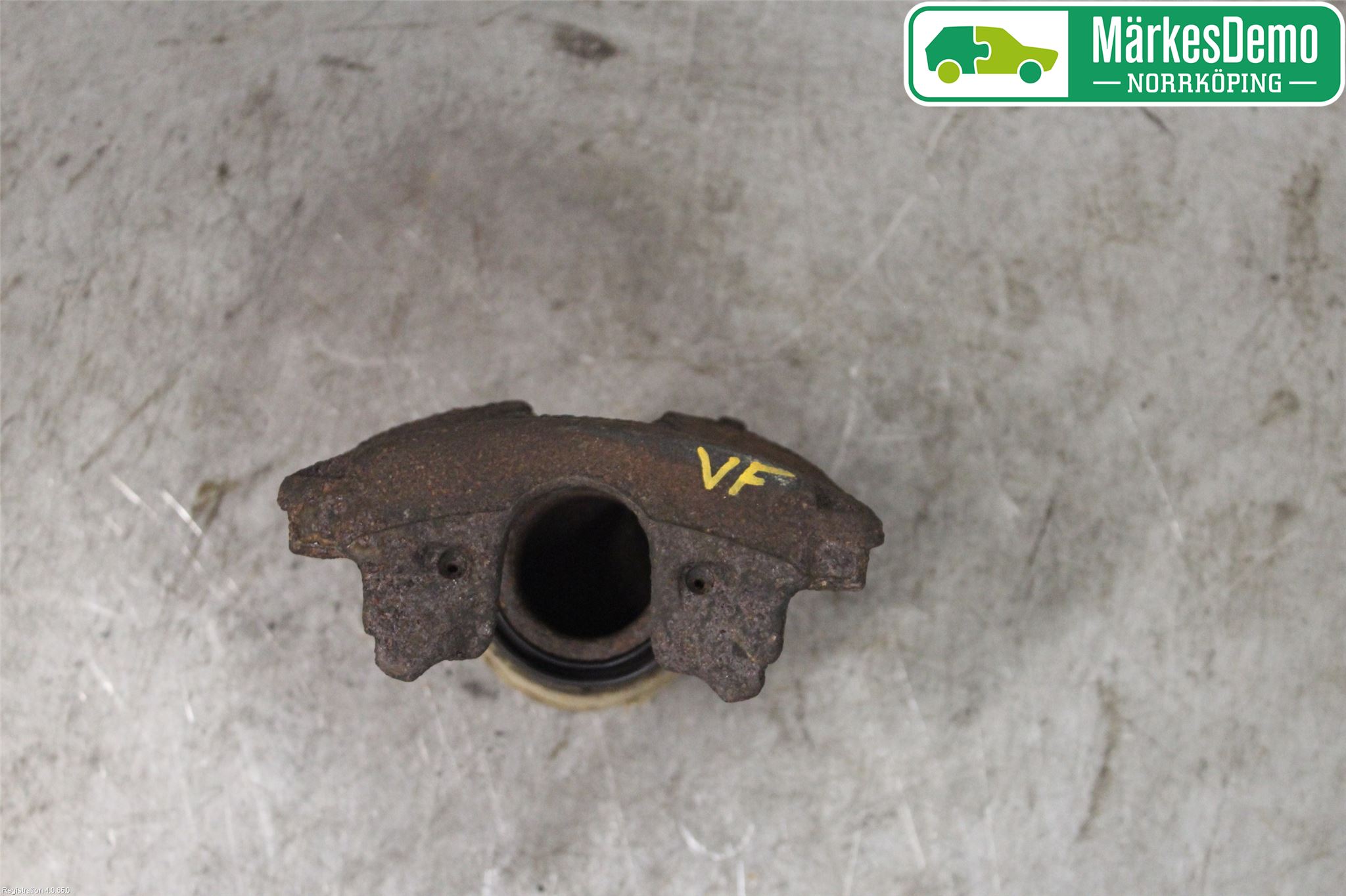 Saab 9-5     06-10 Bromsok Fram Vänster