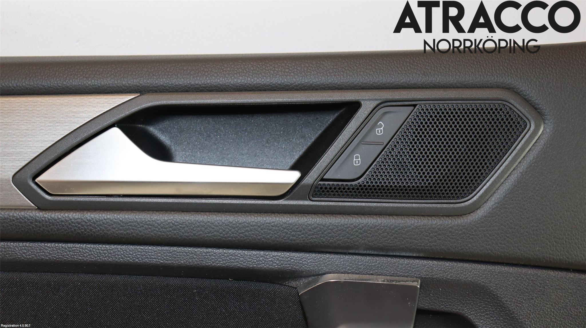 Volkswagen VW TIGUAN ALLSPACE 18- Dörrklädsel Vä