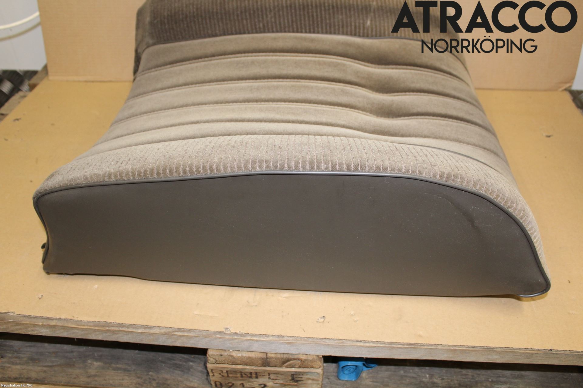 BMW 7 E23      77-86 Inredning Ryggdyna Bak