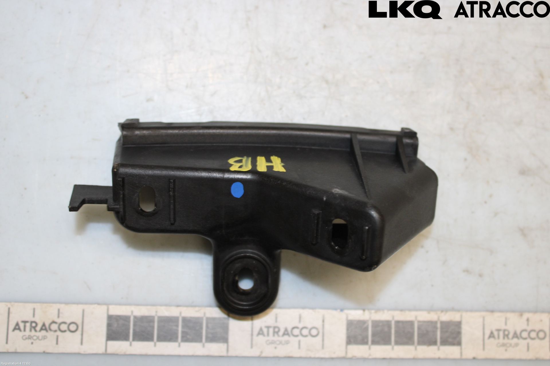 Audi A6/S6     05-11 Stötfångarfäste Bak Hö