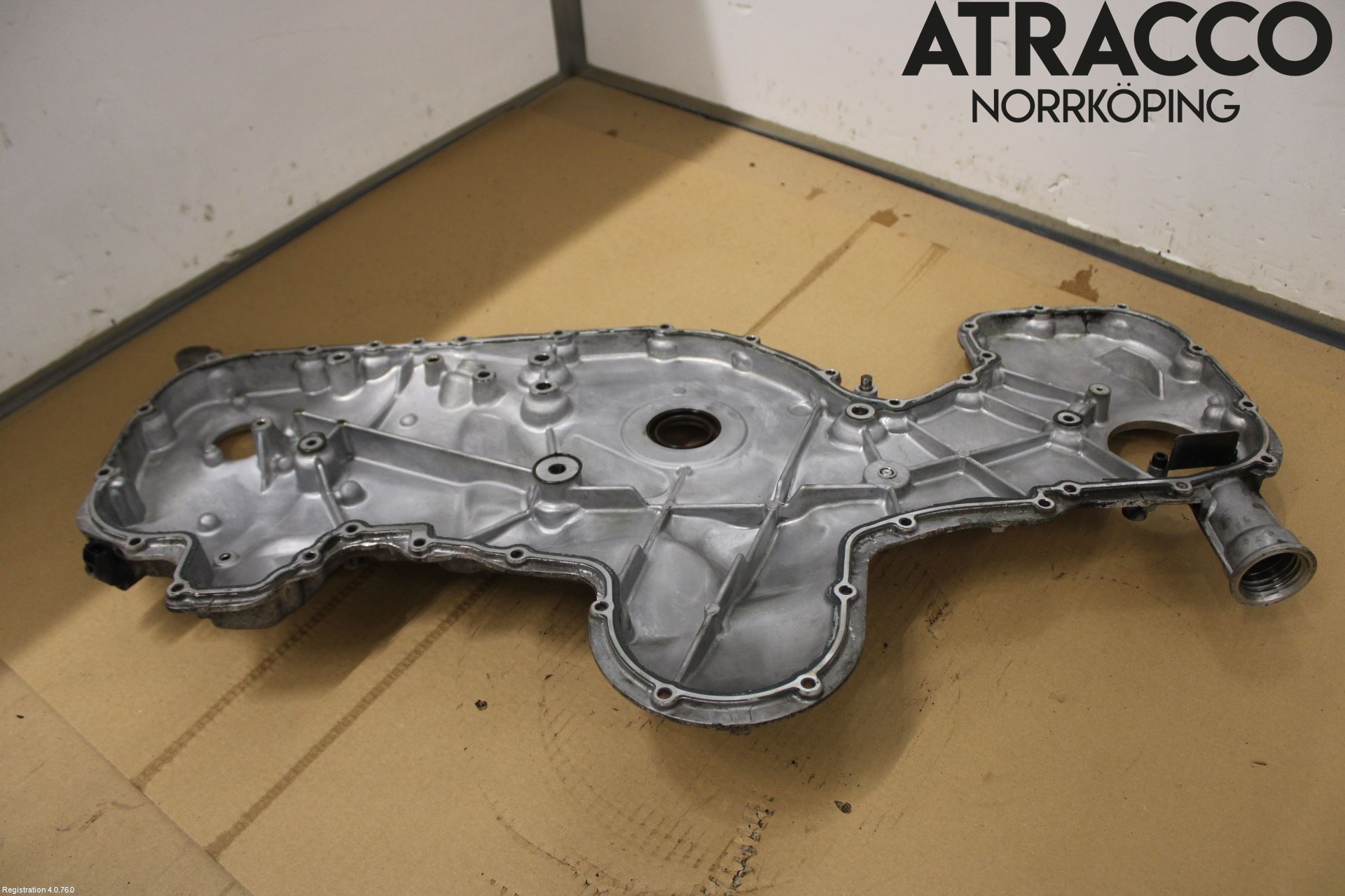 Subaru OUTBACK 10-15 Motorkåpa