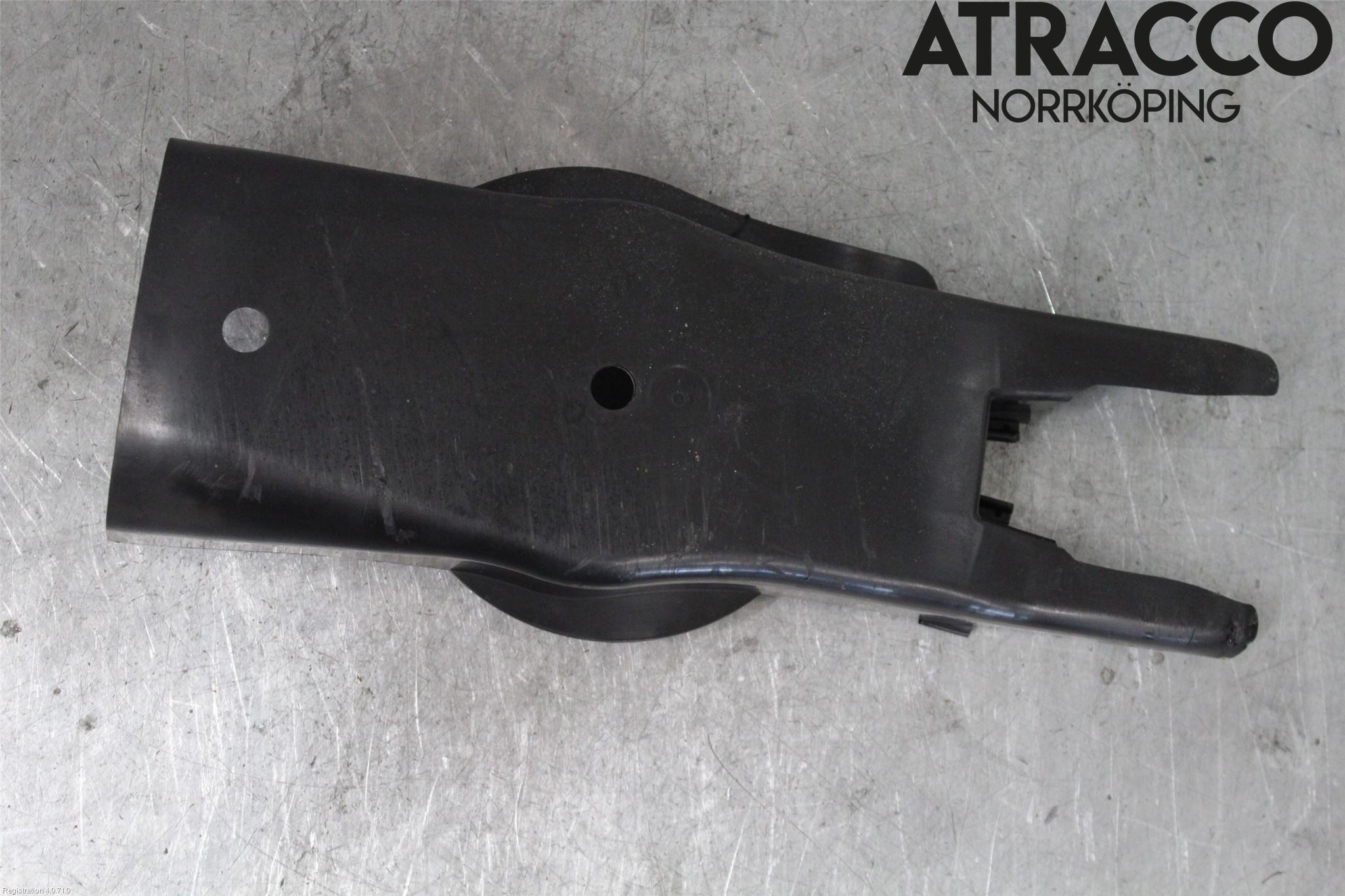 Mercedes-Benz MB E-KLASS (W213) 16-23 Stänkskydd