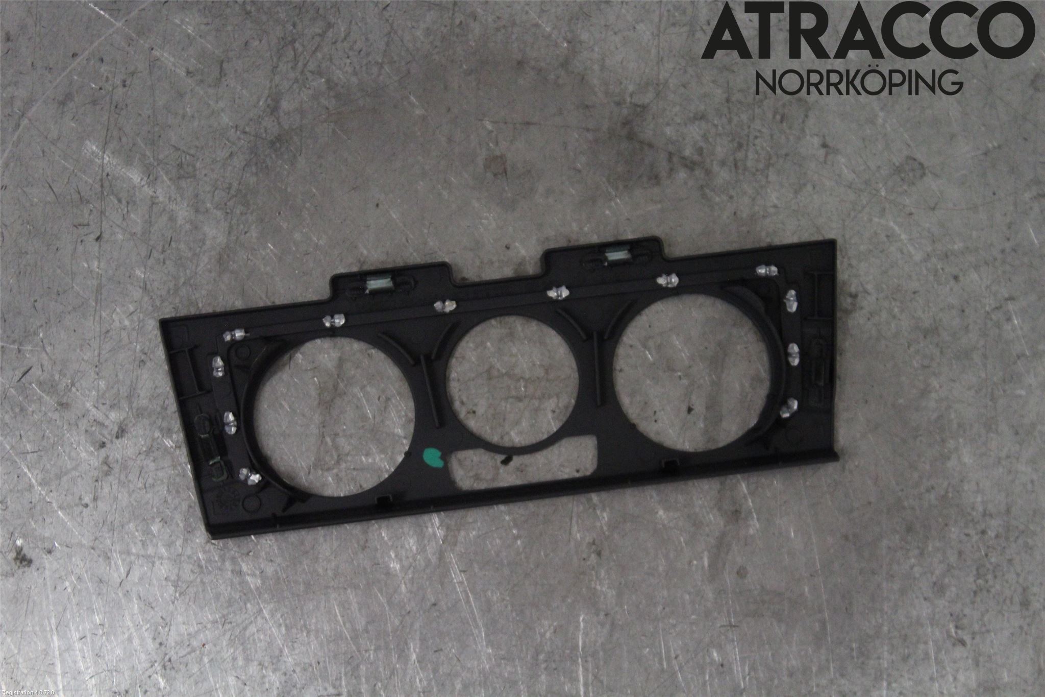 Volkswagen VW POLO 10-17 Instrument-Radio Sarg