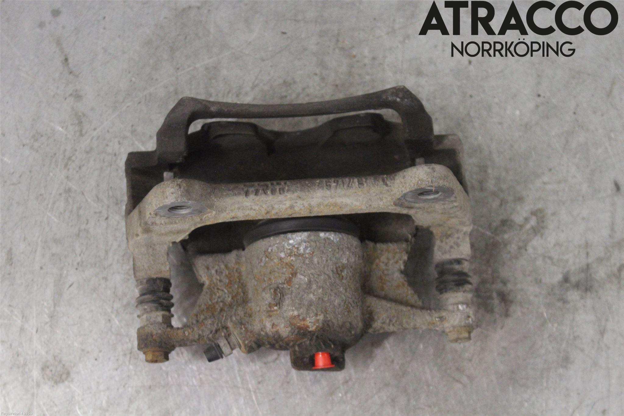 Volkswagen VW PASSAT 15-19 Bromsok Fram Höger