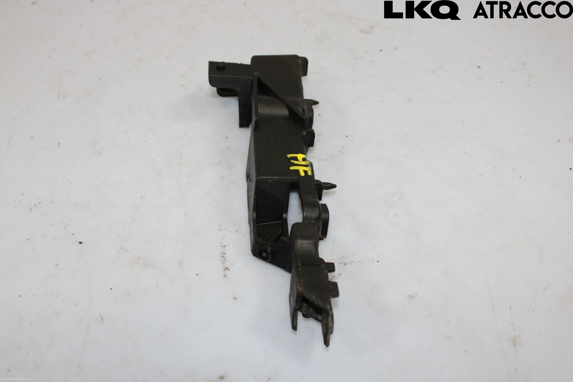 Audi A6/S6 4G 11-18 Stötfångarfäste Fram Hö