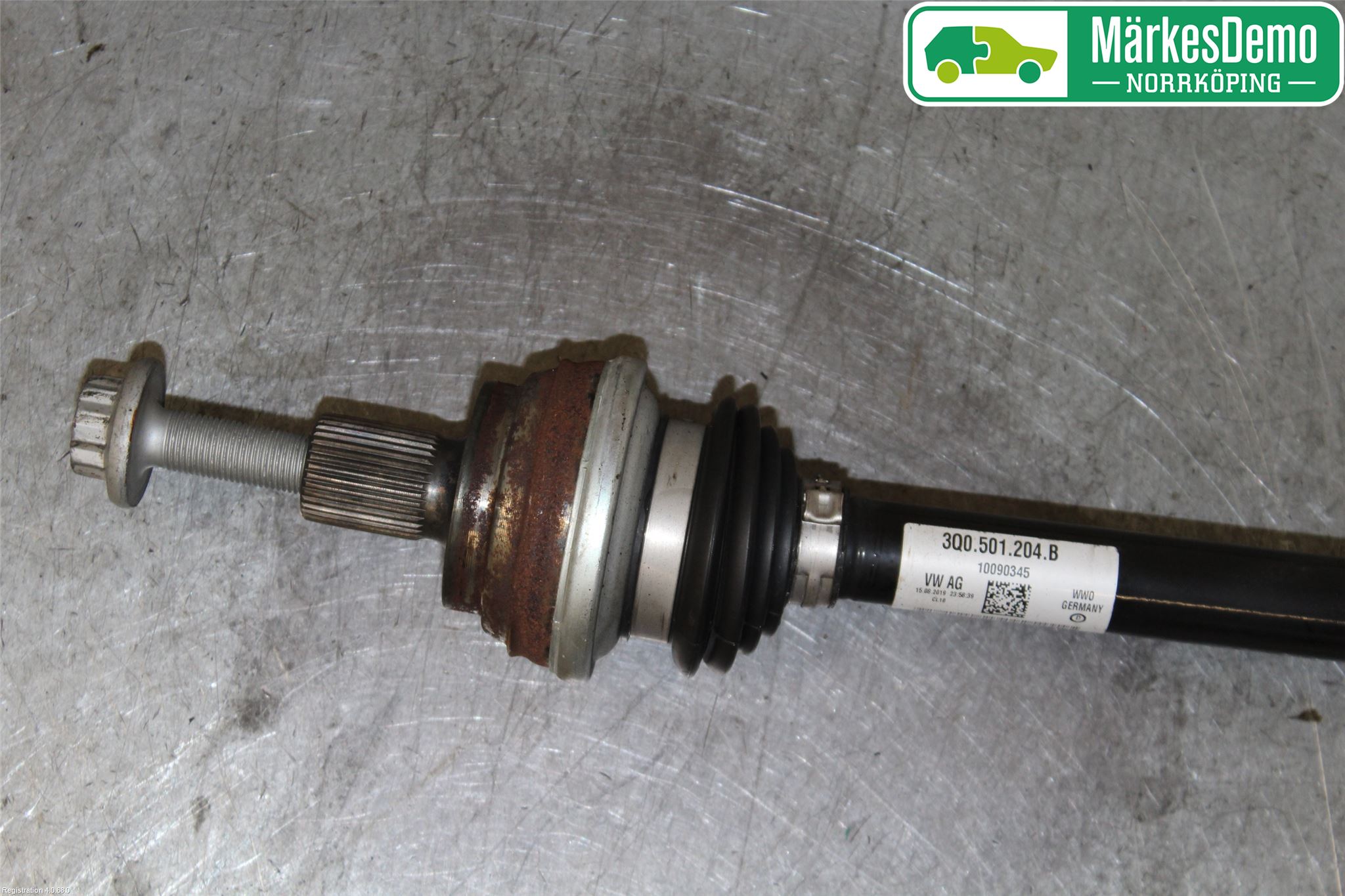 Skoda SUPERB 16-24 Drivaxel Bak Höger