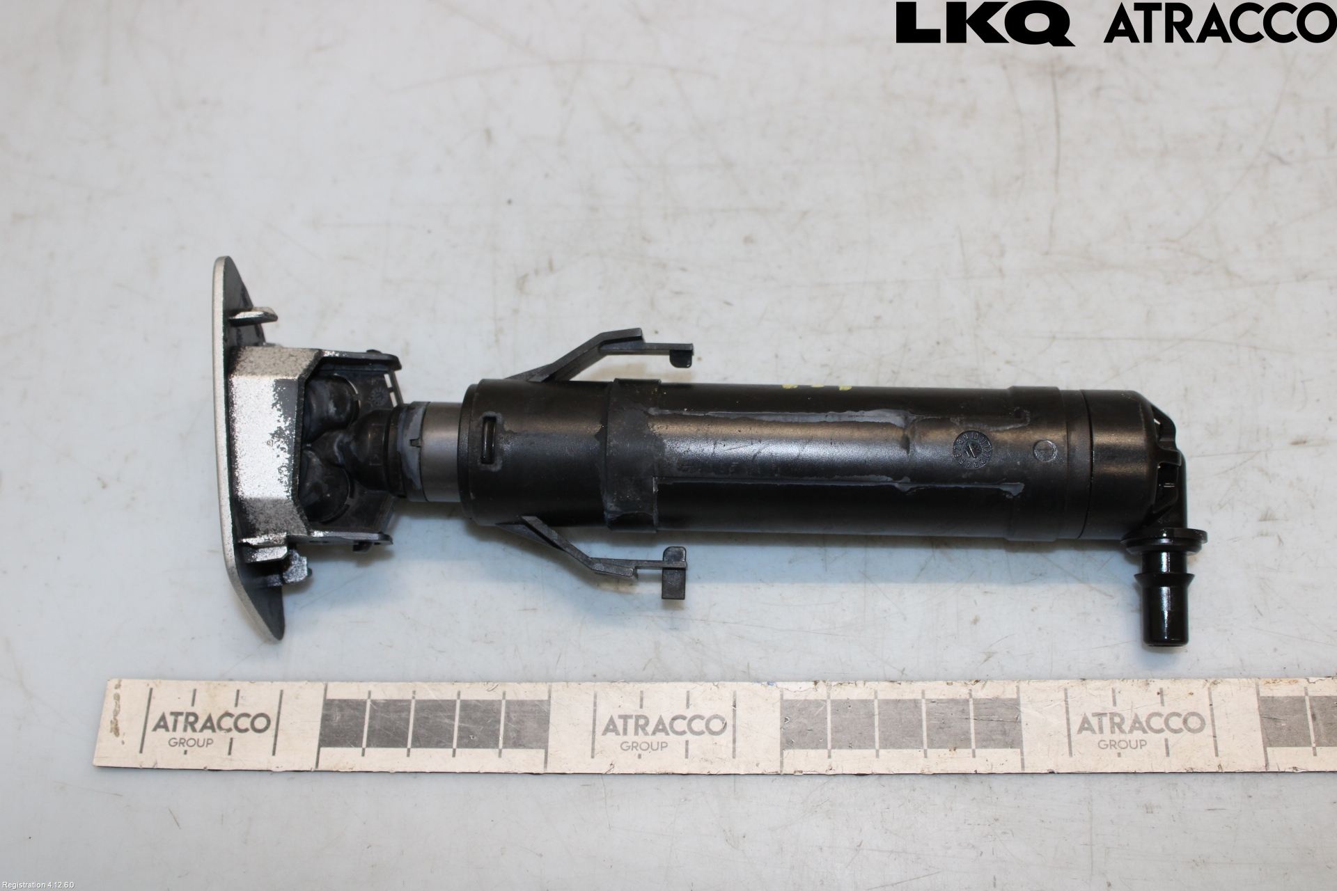 Volkswagen VW PASSAT 11-14 Spolarmunstycke Strålkastare