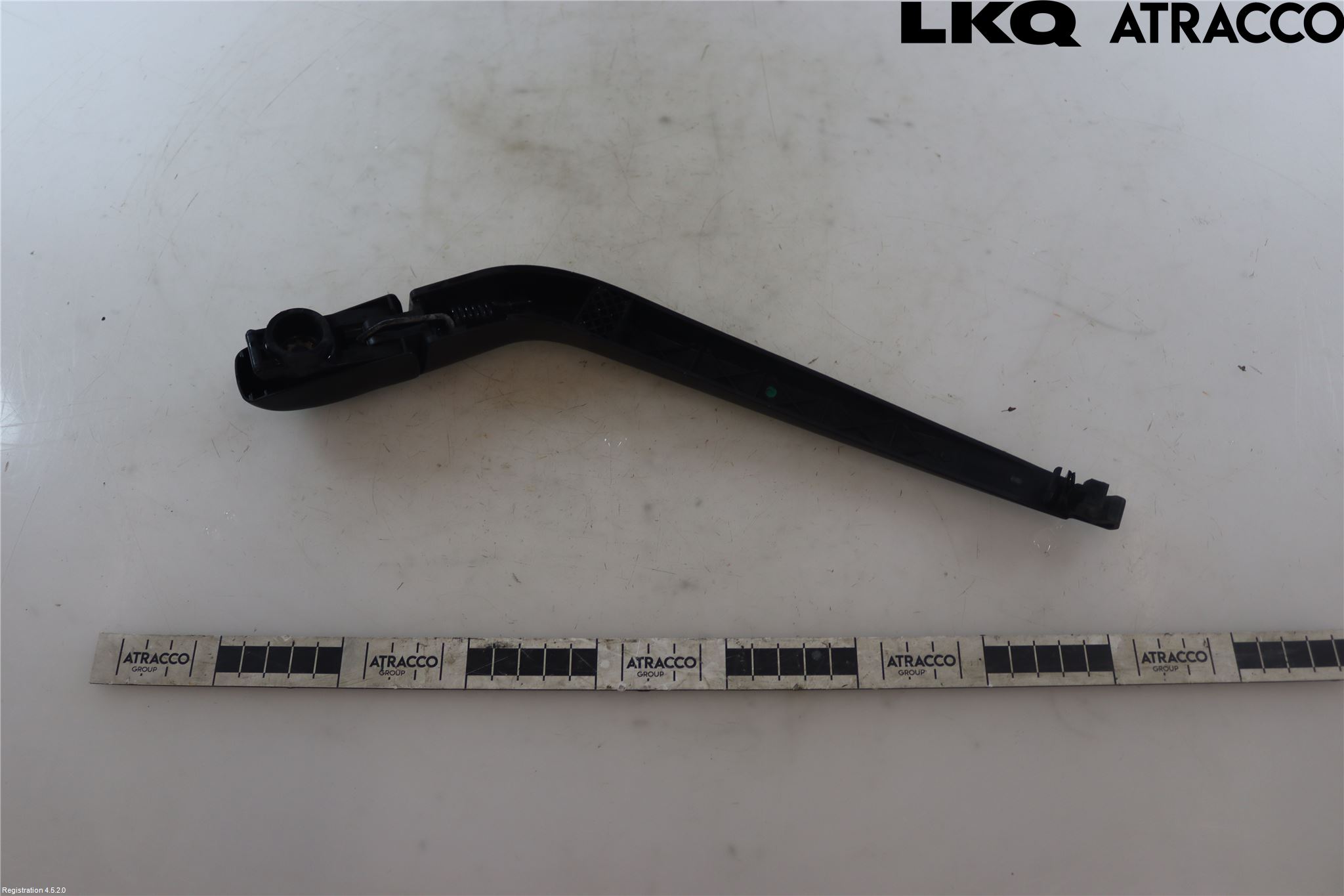 Toyota AURIS 10-12 Torkararm-Bakruta