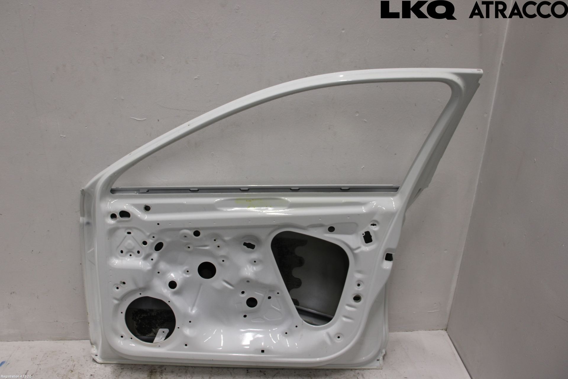 Volkswagen VW PASSAT 15-19 Dörr Fram Höger