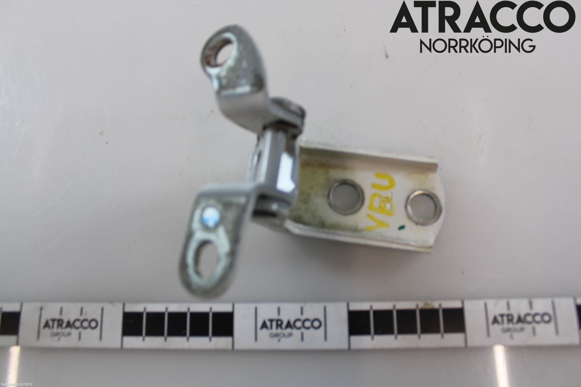 Toyota HILUX 05-16 Dörrgångjärn