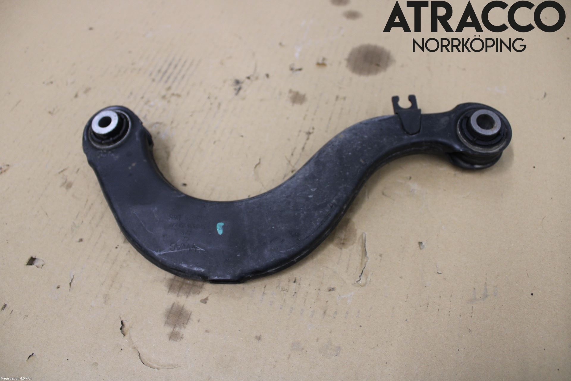 Cupra ATECA 19- Bärarm Bak Övre Höger