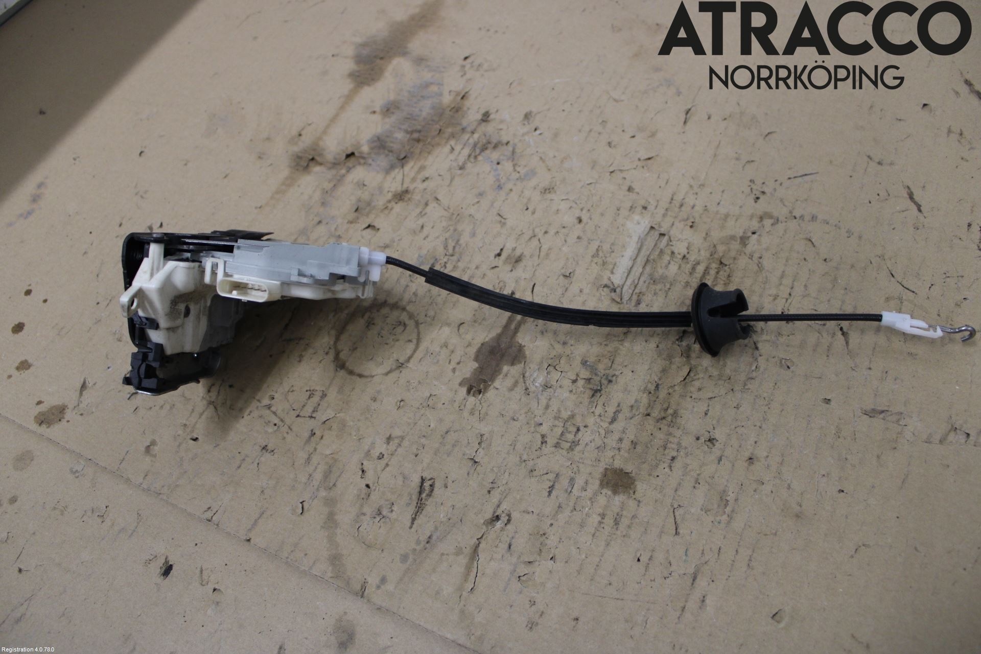 Audi A4 12-15 Låskista-Dörrlås