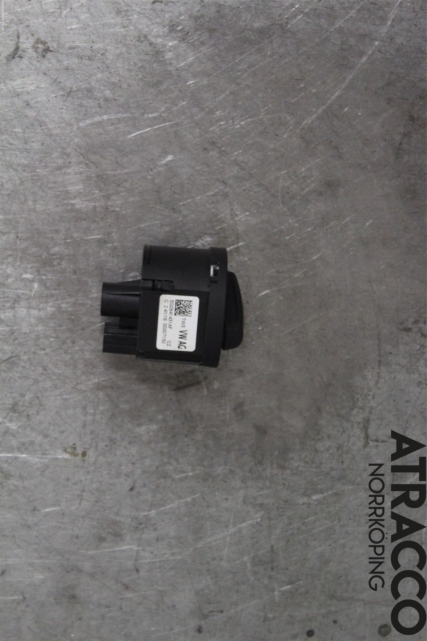 Seat LEON 13-20 Strömställare Ljus